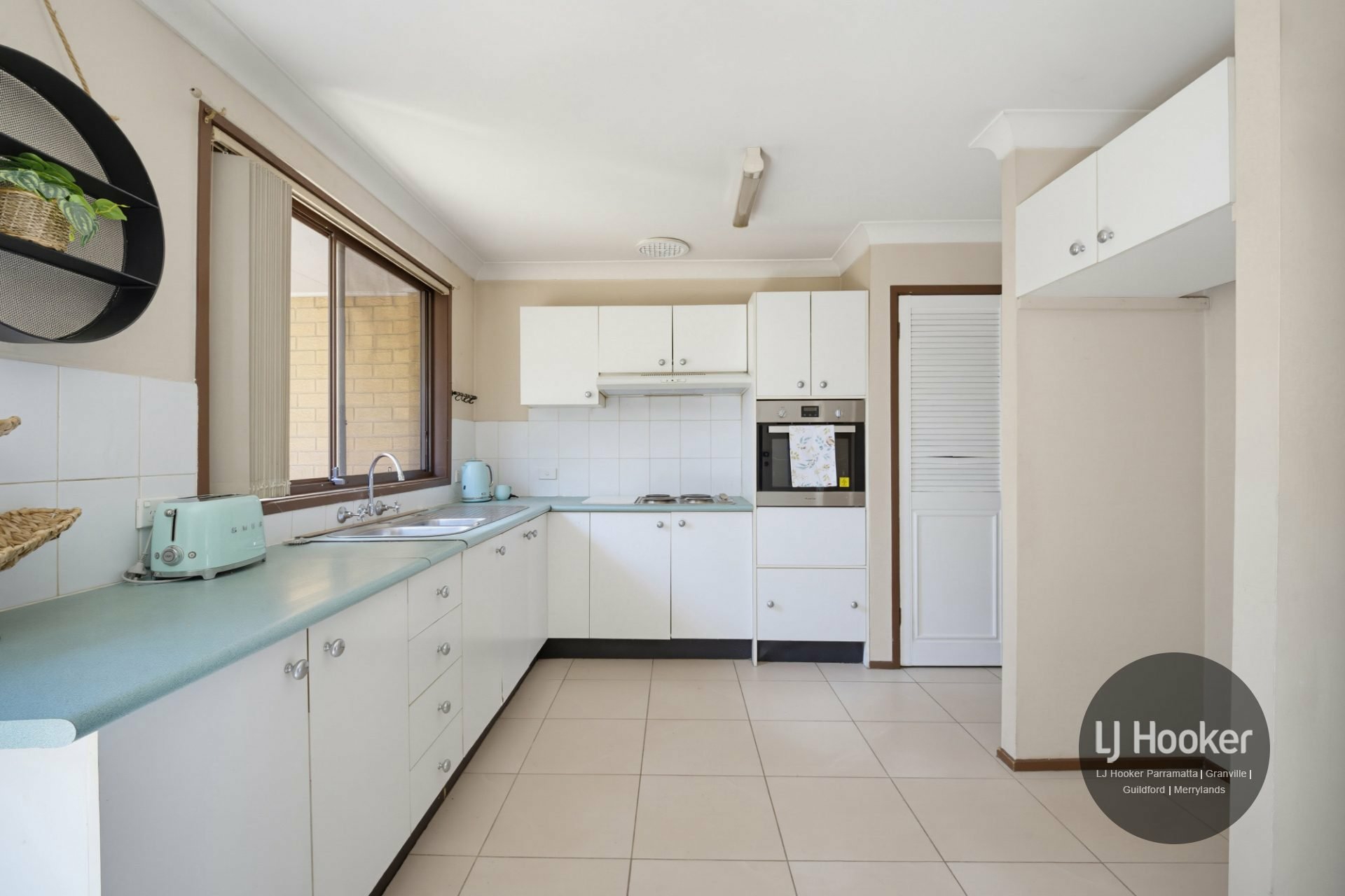 43 Kiama Street — photo 3 of 10