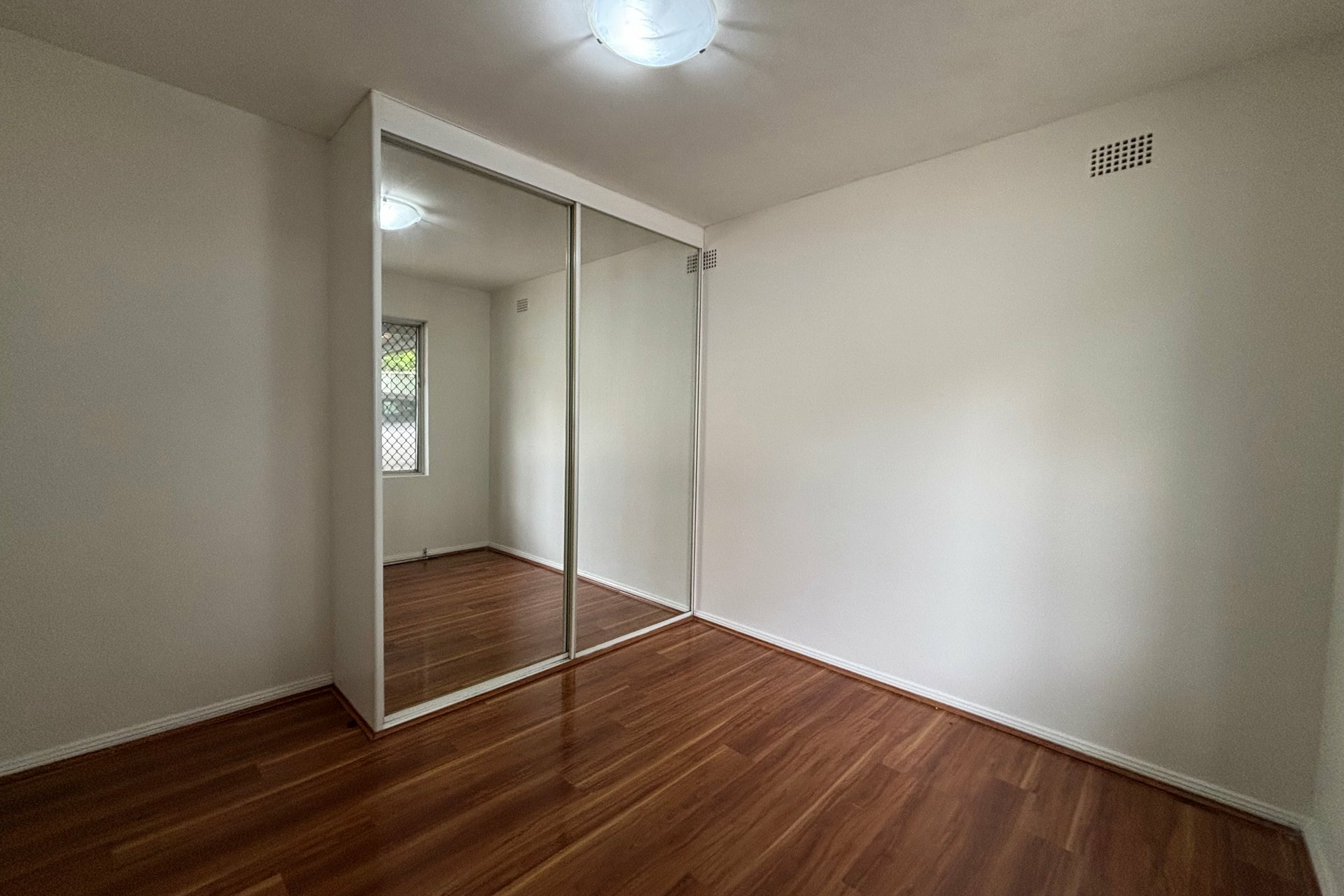 1/15 Allen Street — photo 4 of 6