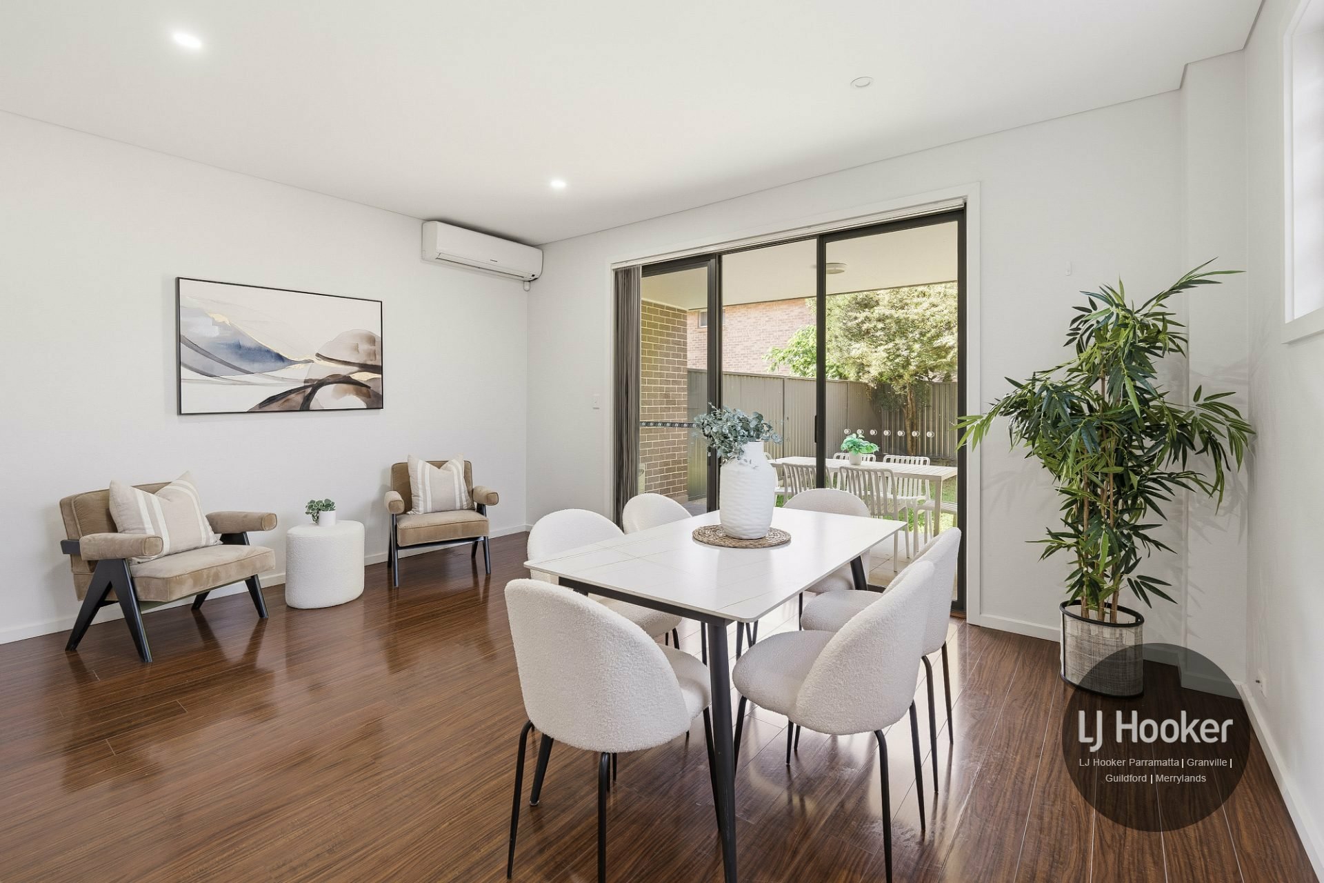 8/1 Louis Street — photo 4 of 15