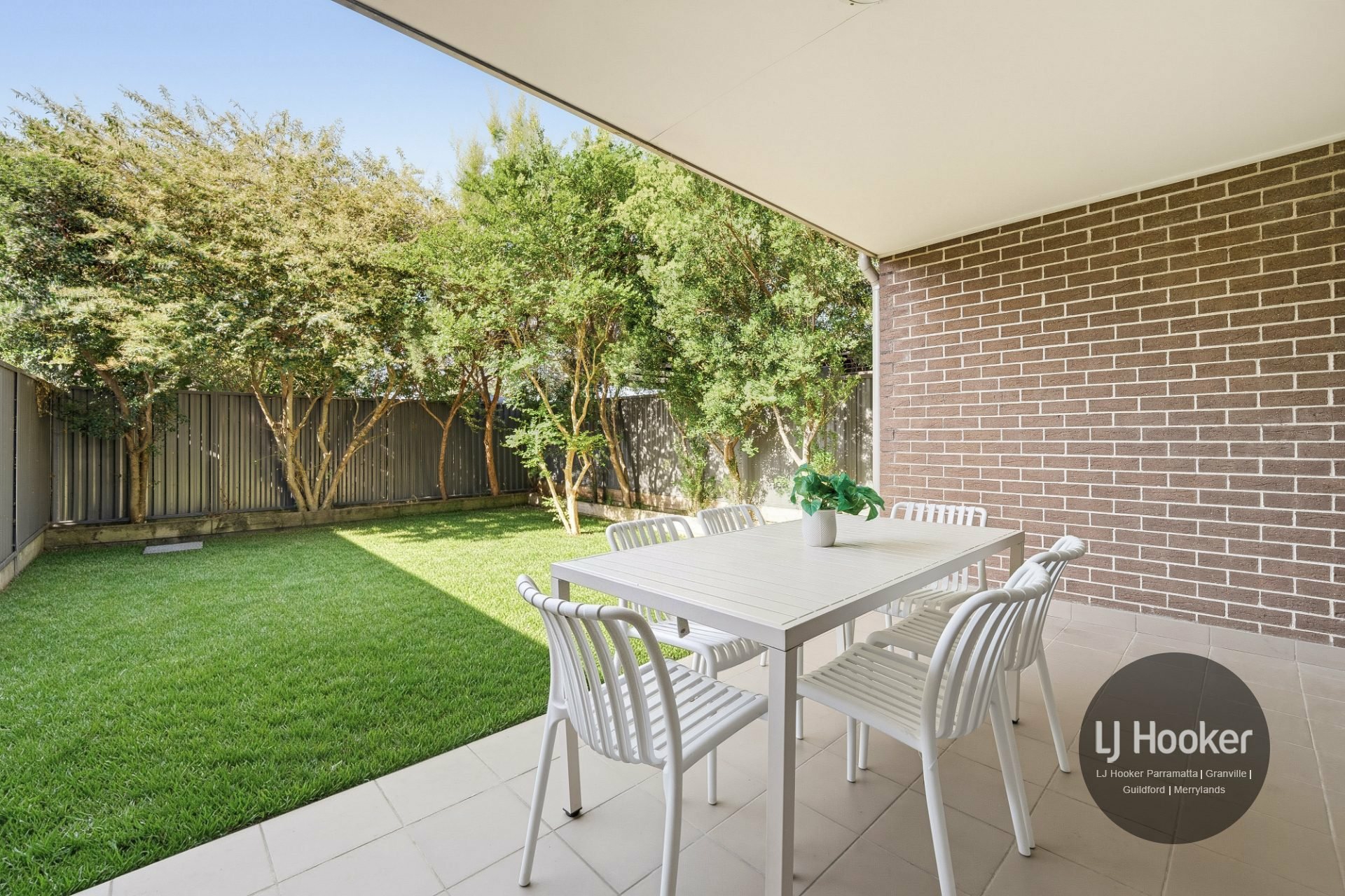 8/1 Louis Street — photo 12 of 15