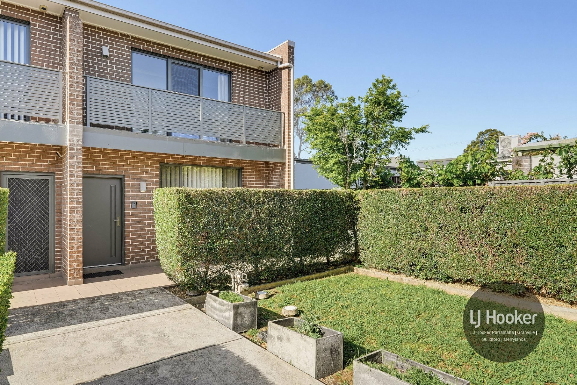 8/1 Louis Street — photo 15 of 15