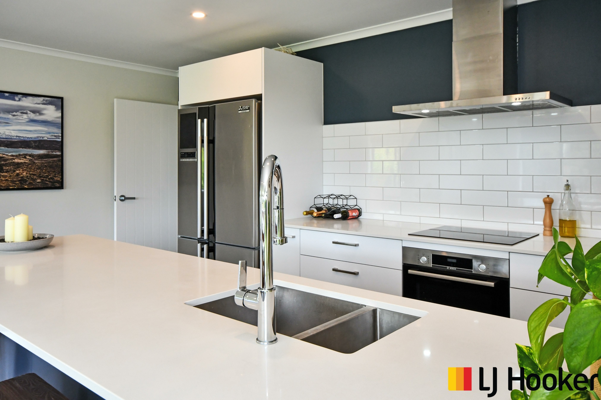 14 Dame Nganeko Drive Glenbrook Beach House for Sale LJ Hooker