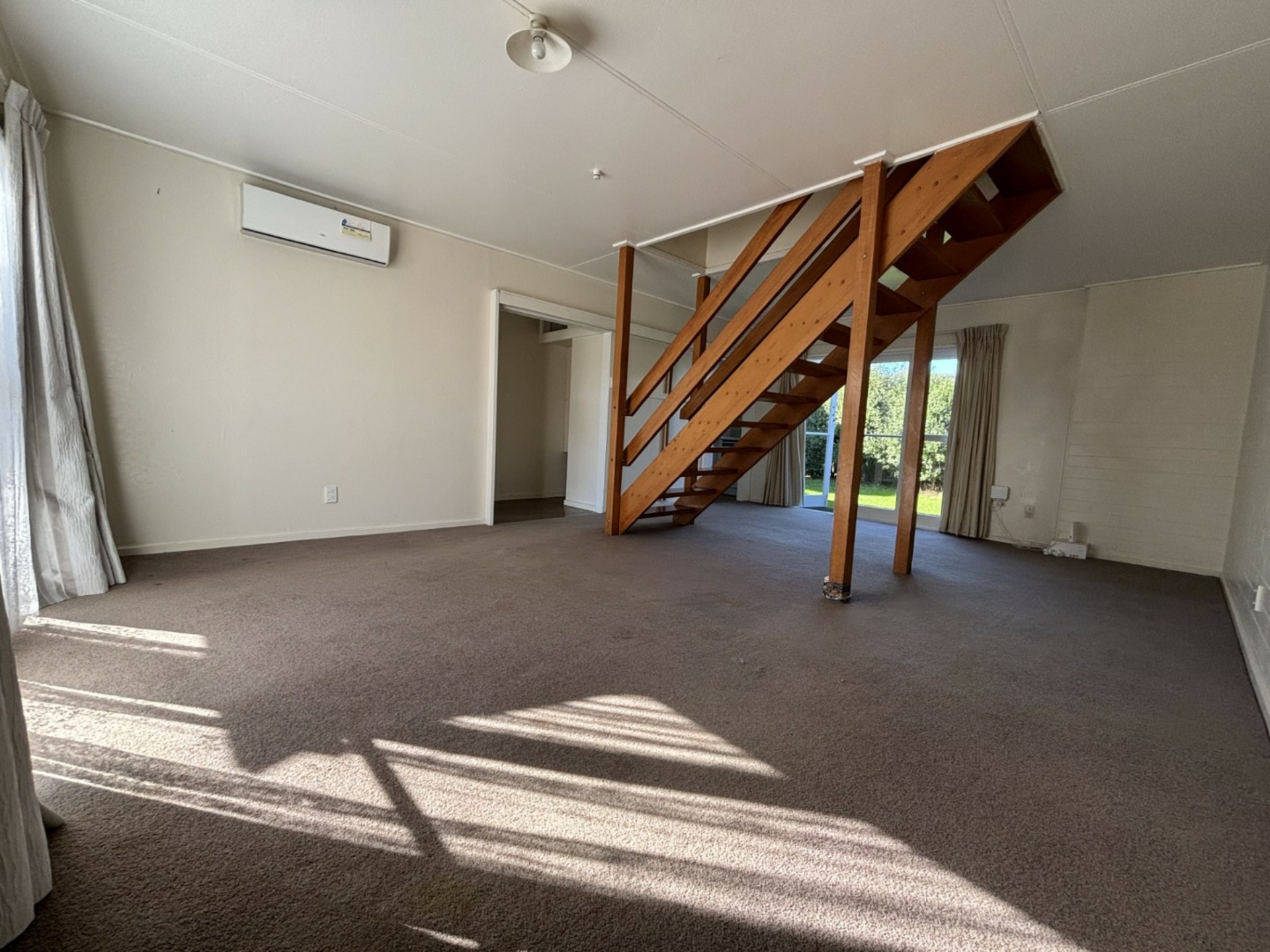 3 Elm Street Waiuku Flat for Rent LJ Hooker