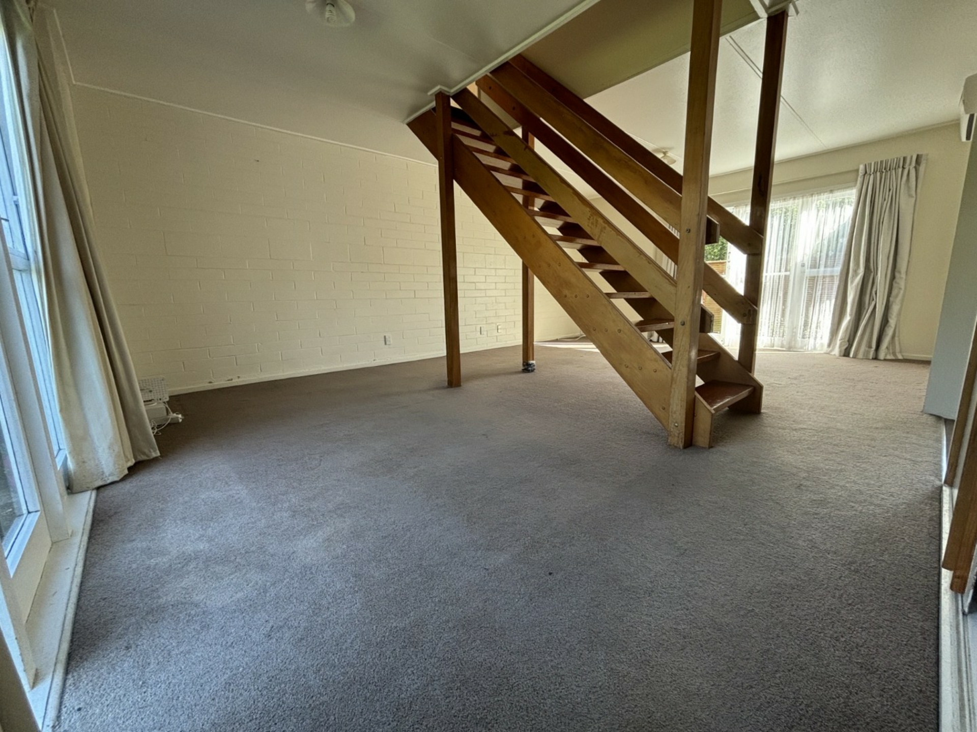 3 Elm Street Waiuku Flat for Rent LJ Hooker