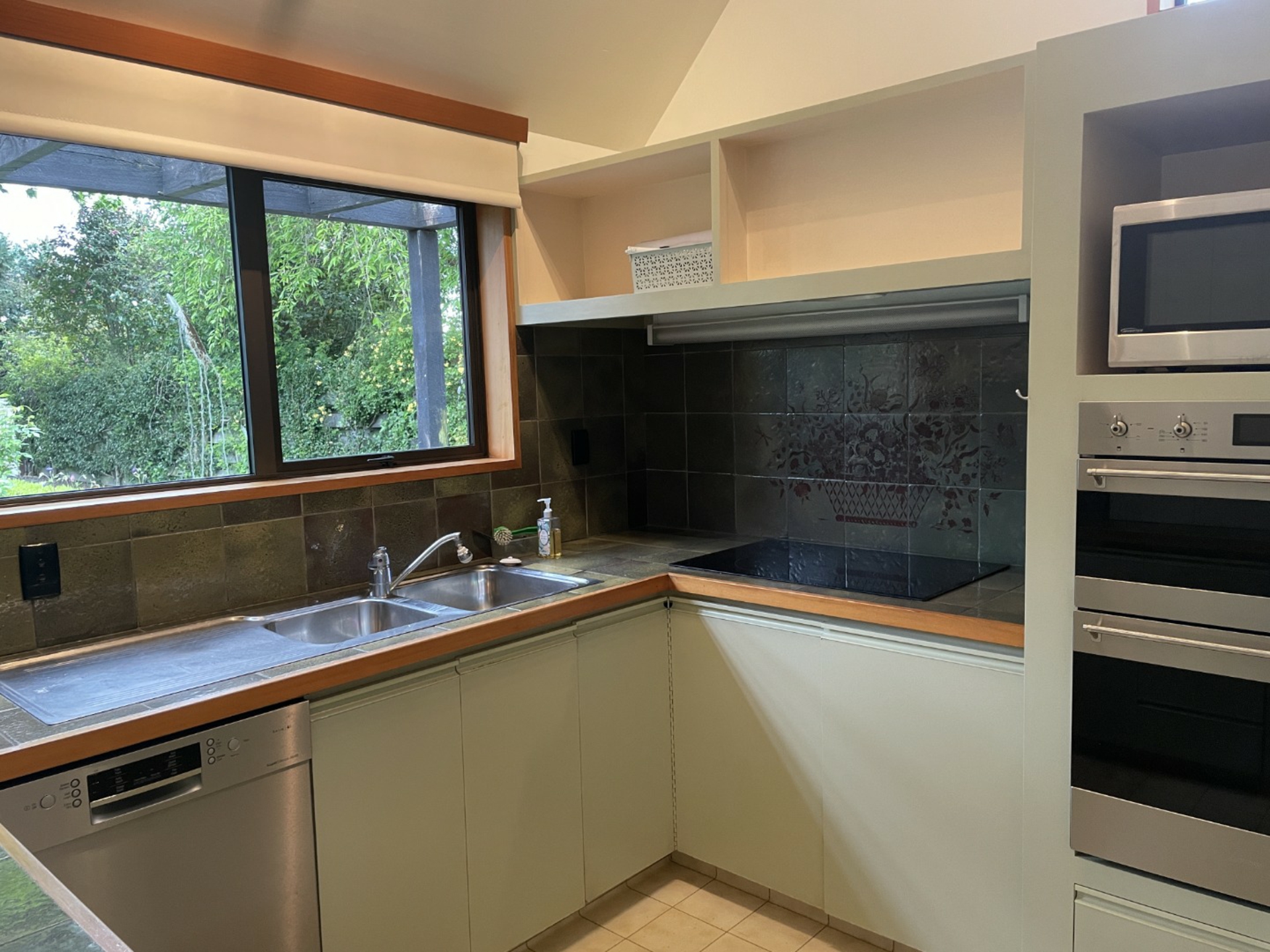 111 McKenzie Street Geraldine Apartment for Rent LJ Hooker