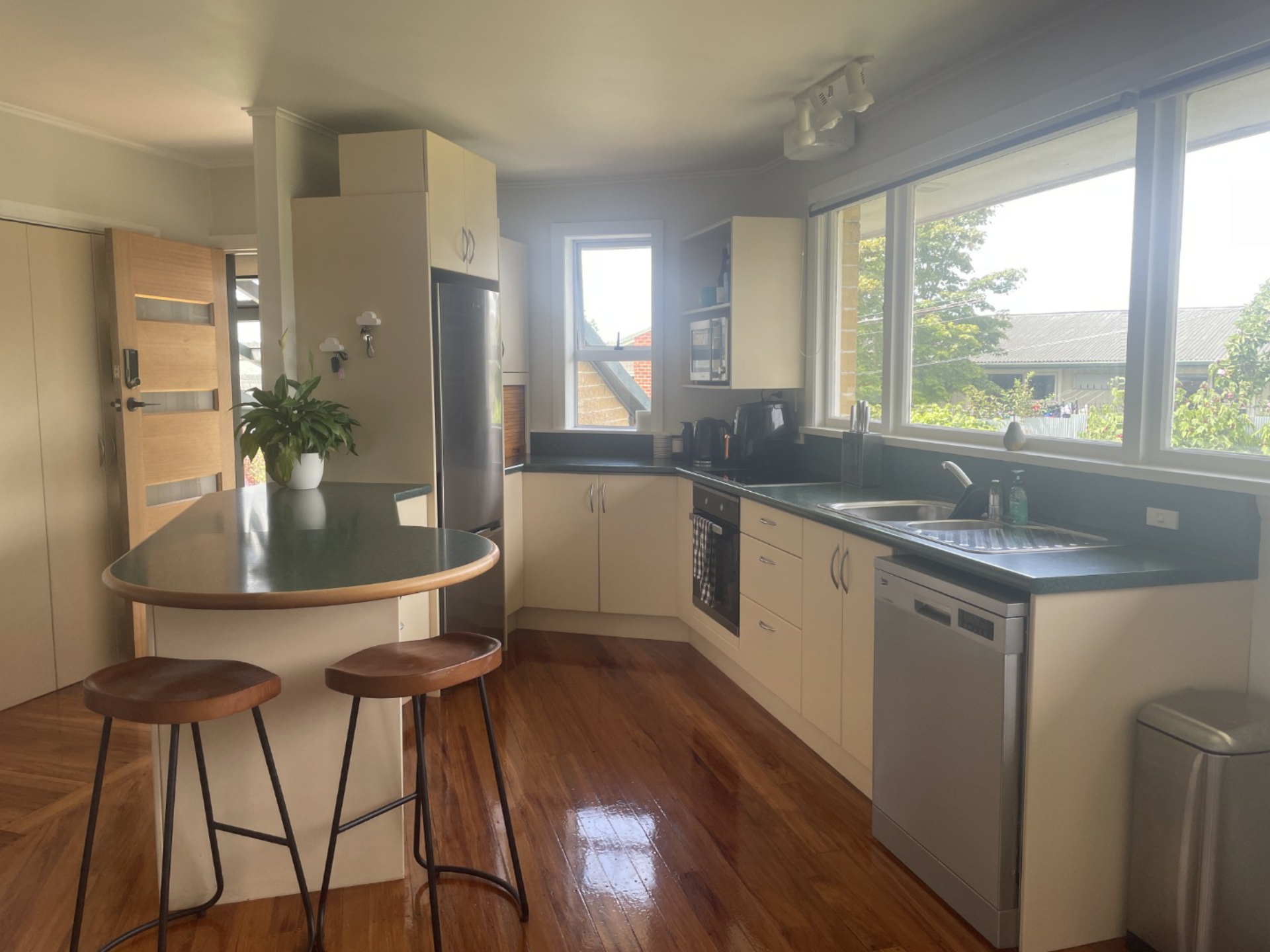 16 Rimu Street, TIMARU