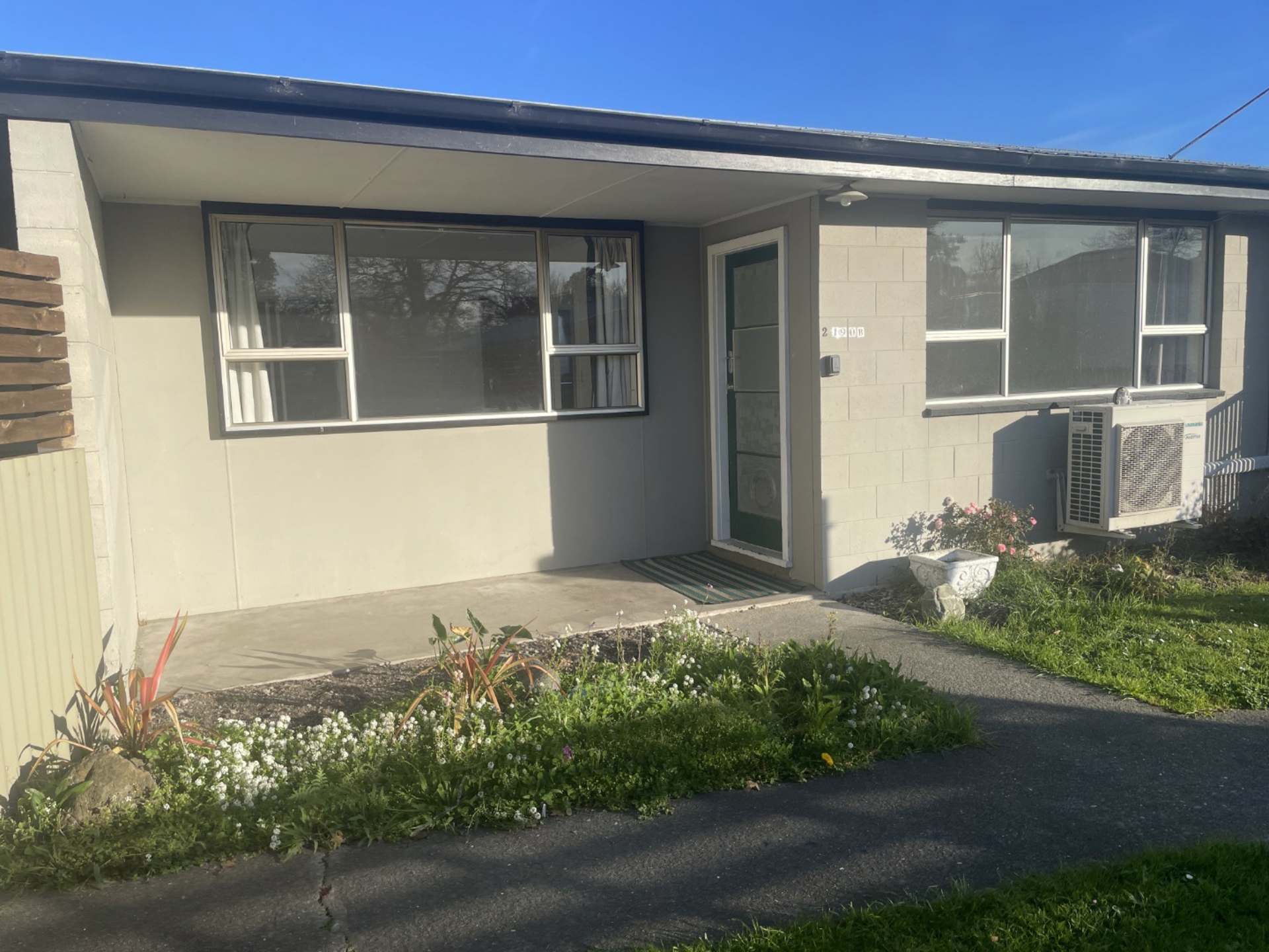 2/190B North Street Timaru Property Details LJ Hooker