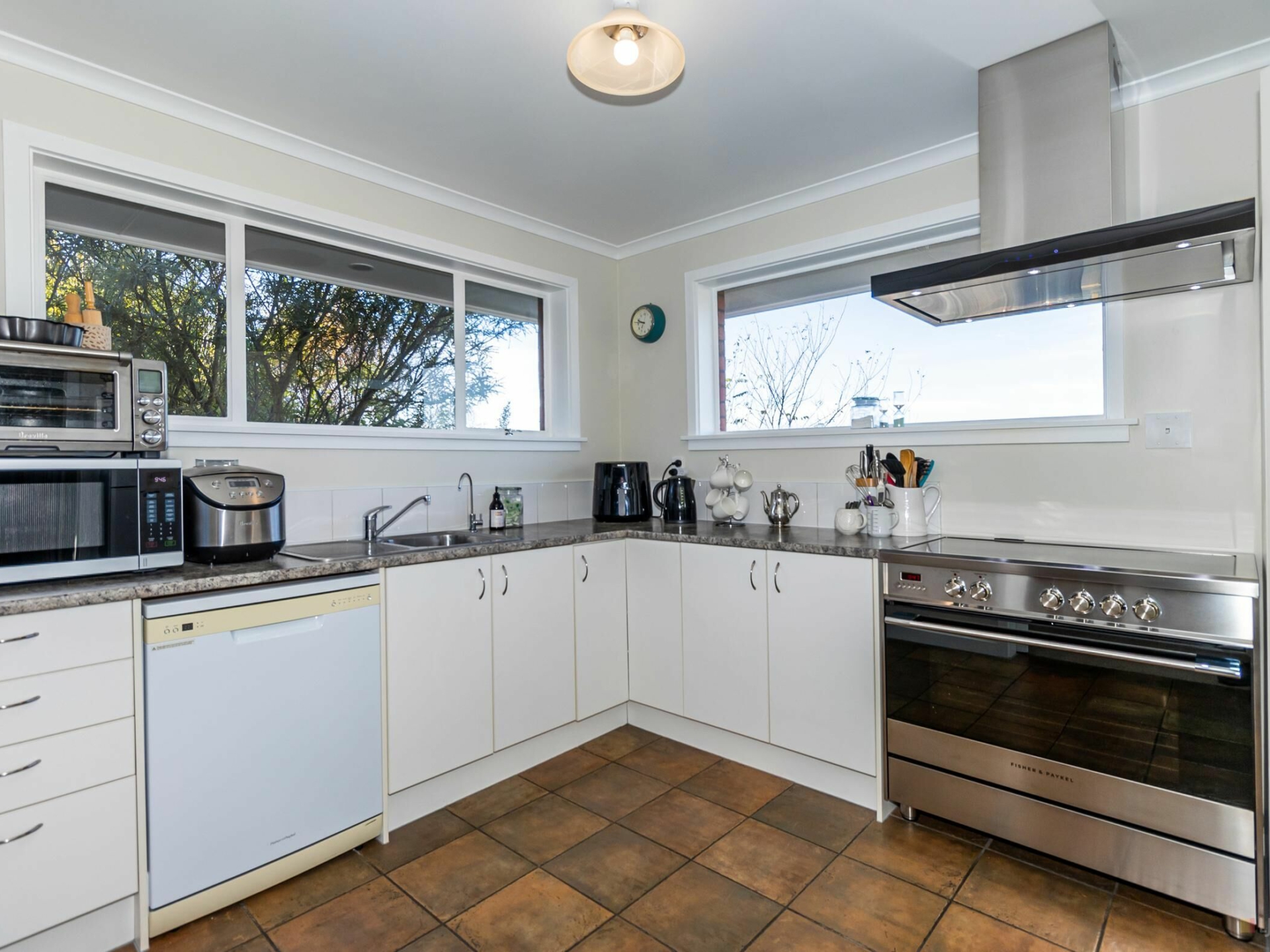 12A Marchwiel Street Marchwiel Property Details LJ Hooker
