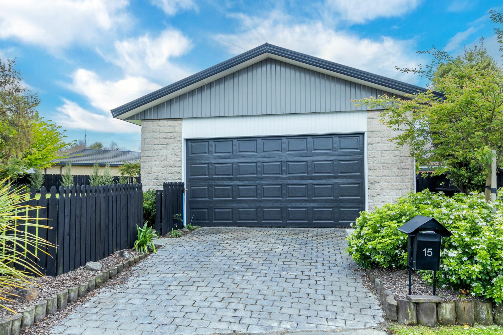 15 Sawdon Place, GLENITI