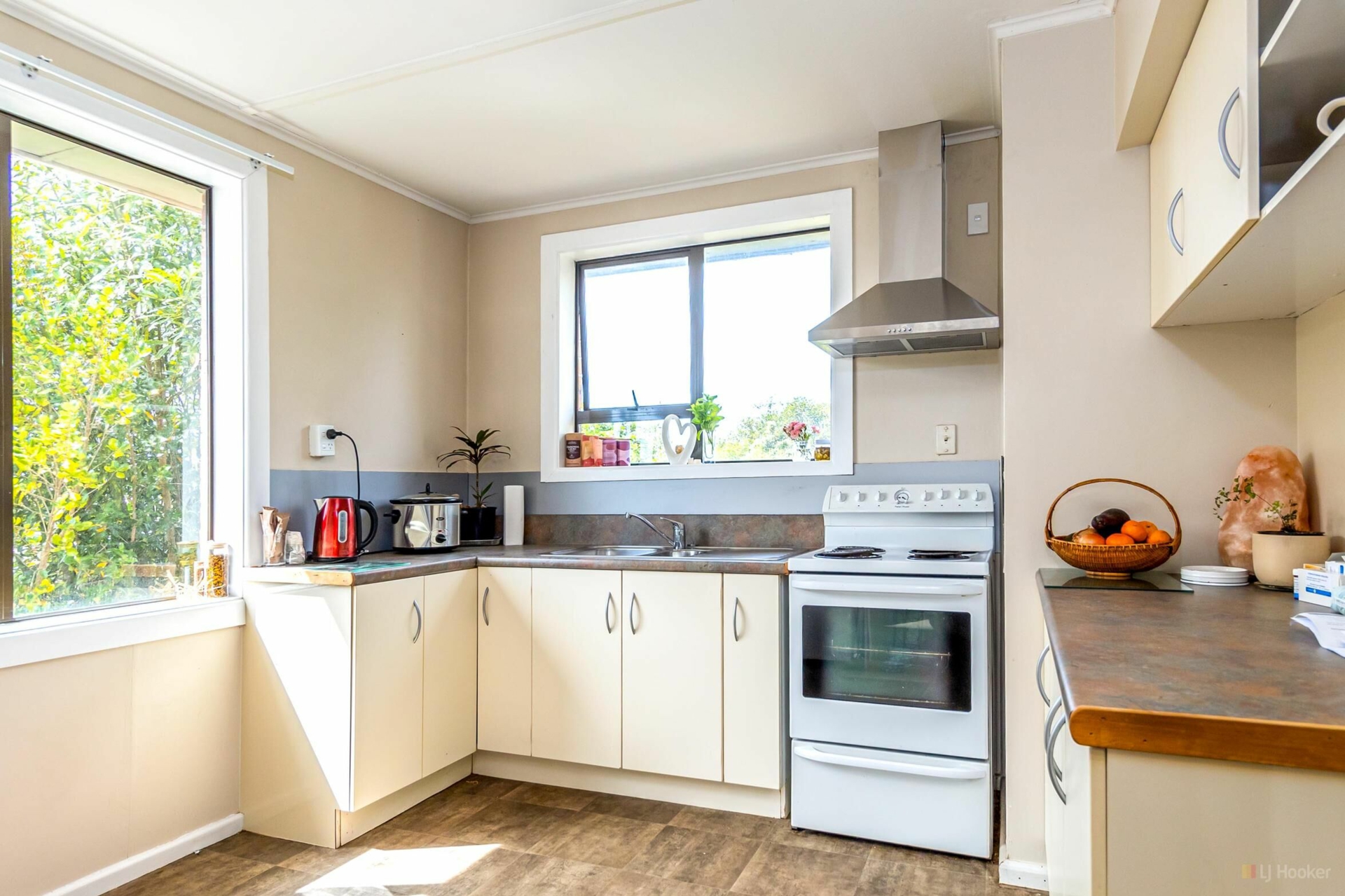 17 Forth Street Marchwiel Property Details LJ Hooker