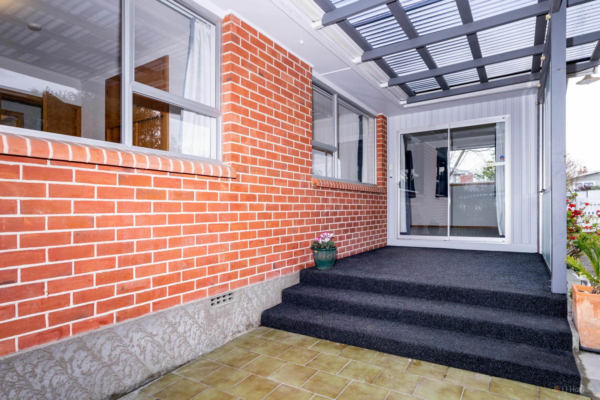 57 Poplar Street, GLENITI
