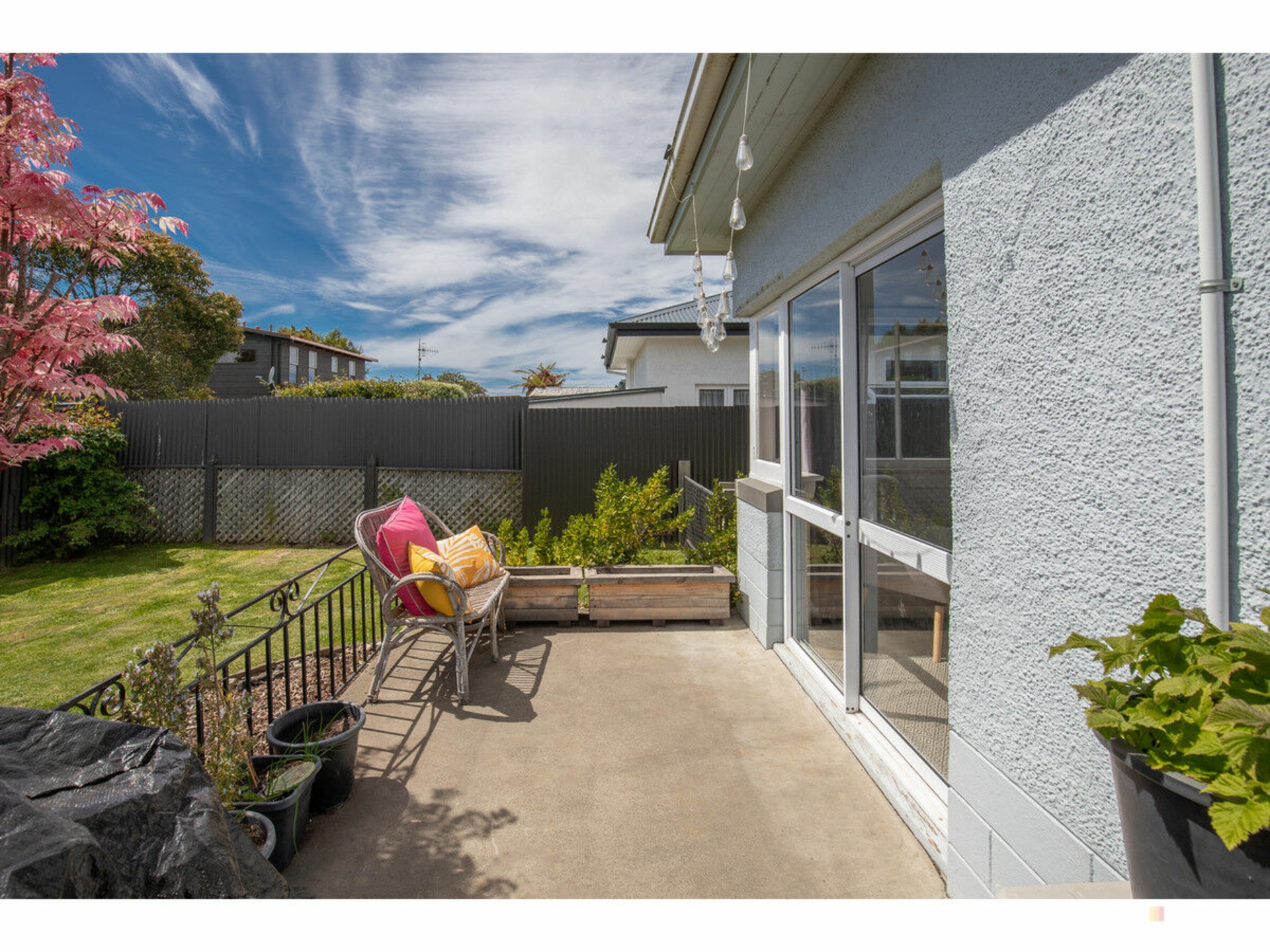 19 Raymond Street, WEST END