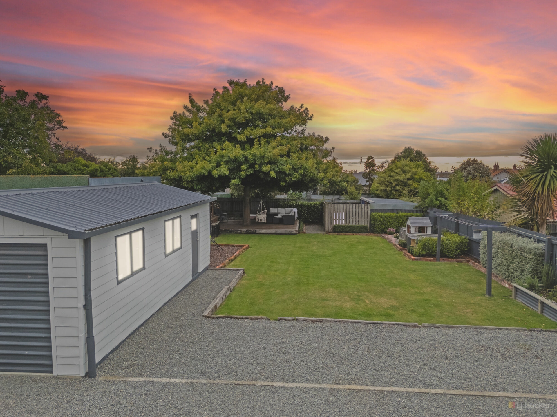 51 Avenue Road, WEST END