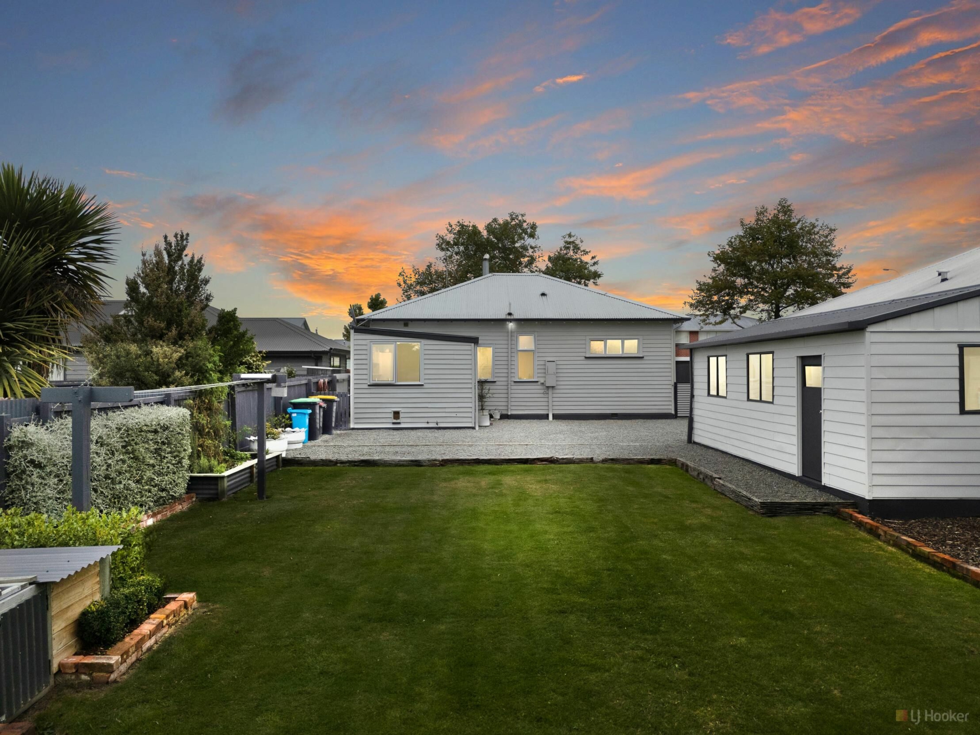 51 Avenue Road, WEST END