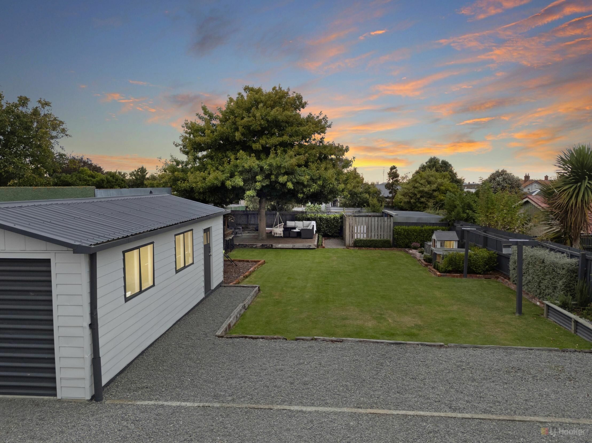 51 Avenue Road, WEST END