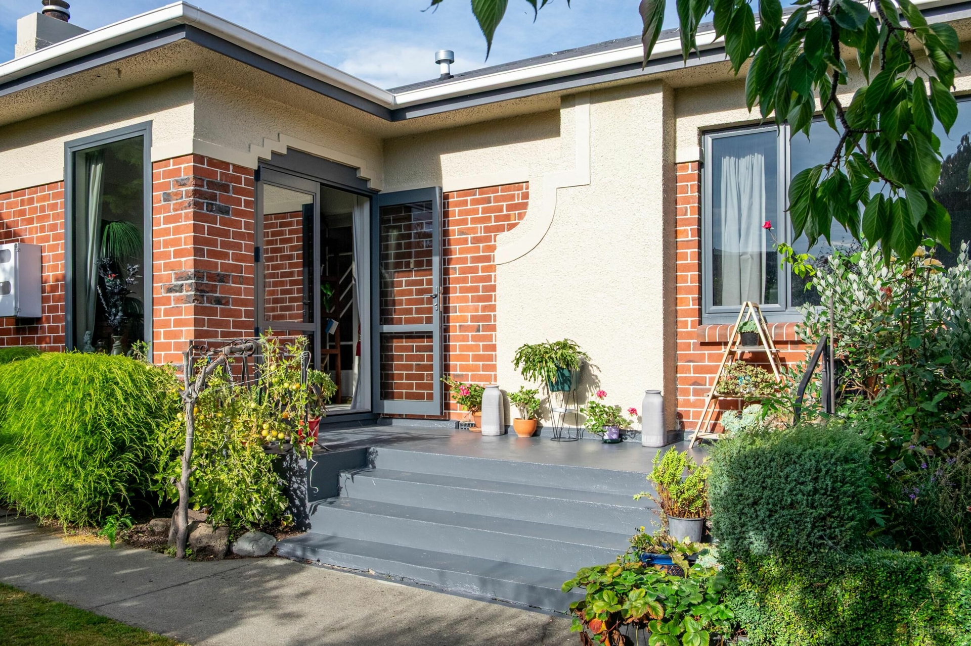 2 Ashbury Avenue, WAIMATAITAI