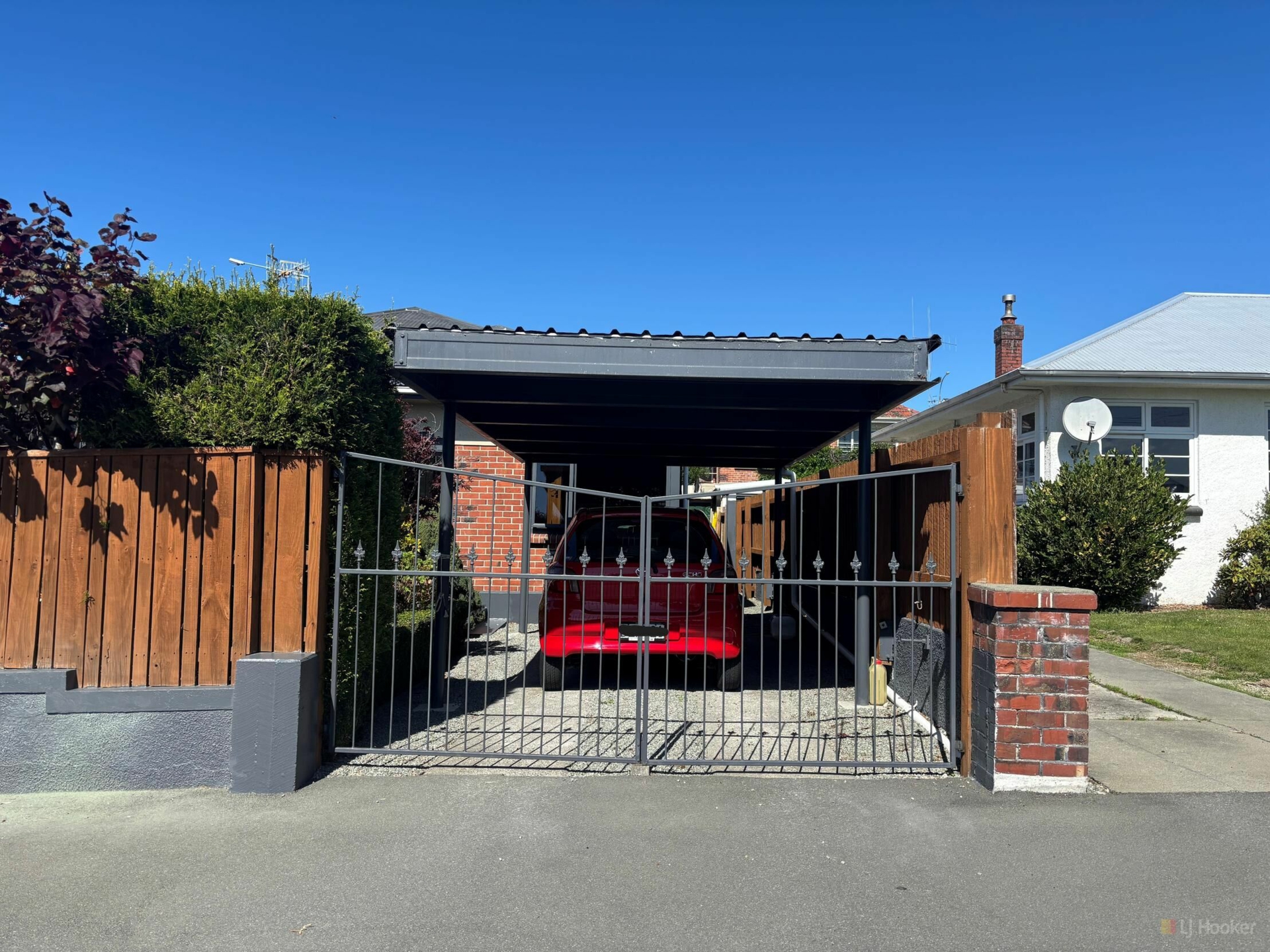 2 Ashbury Avenue, WAIMATAITAI