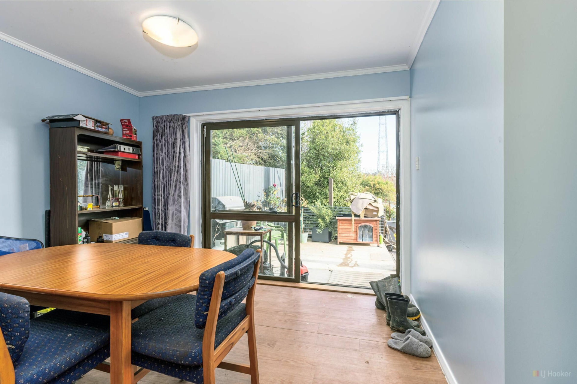 70 Old North Road, MARCHWIEL