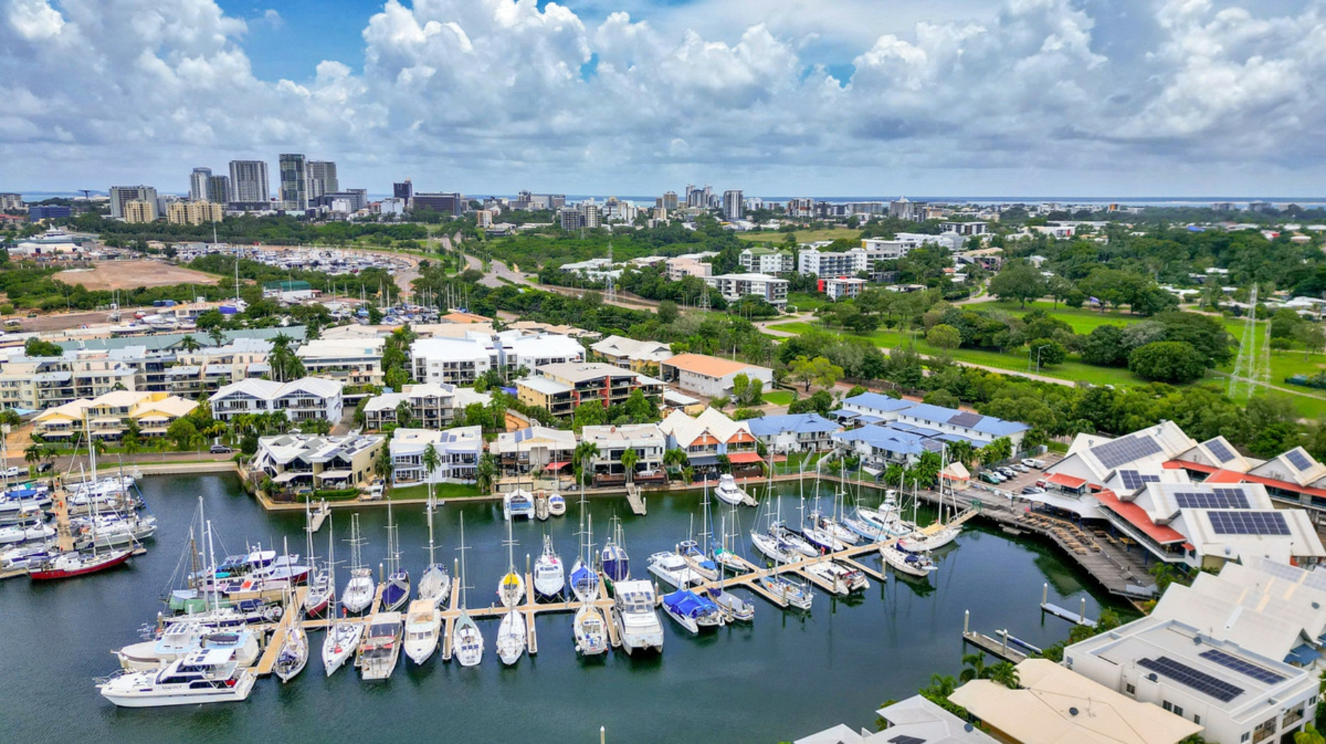 8/90 Frances Bay Drive, STUART PARK