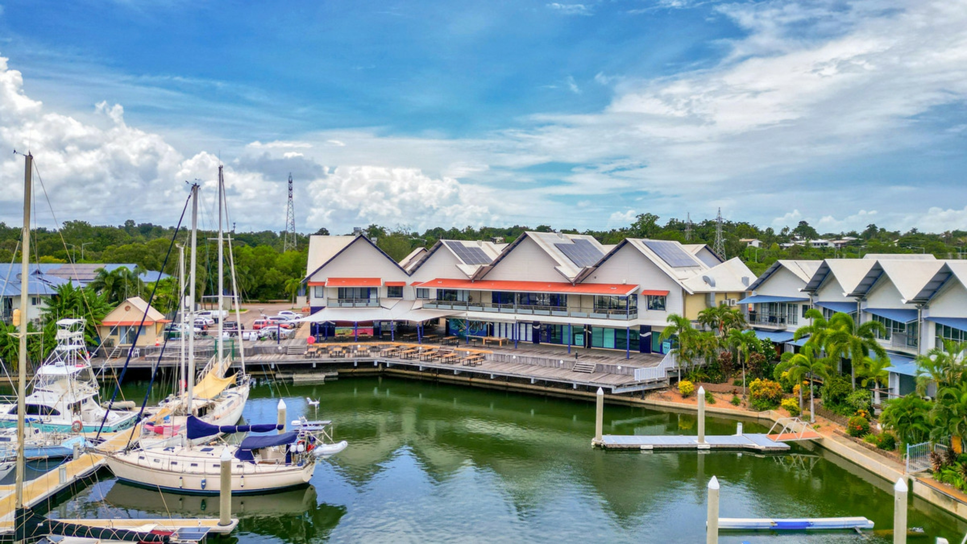 8/90 Frances Bay Drive, STUART PARK