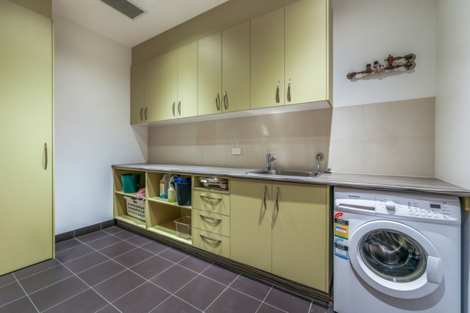 12 Mel Road, BERRIMAH