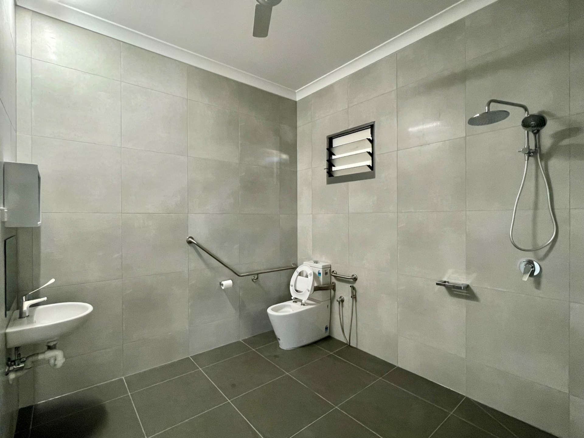1/14 Bishop Street, WOOLNER