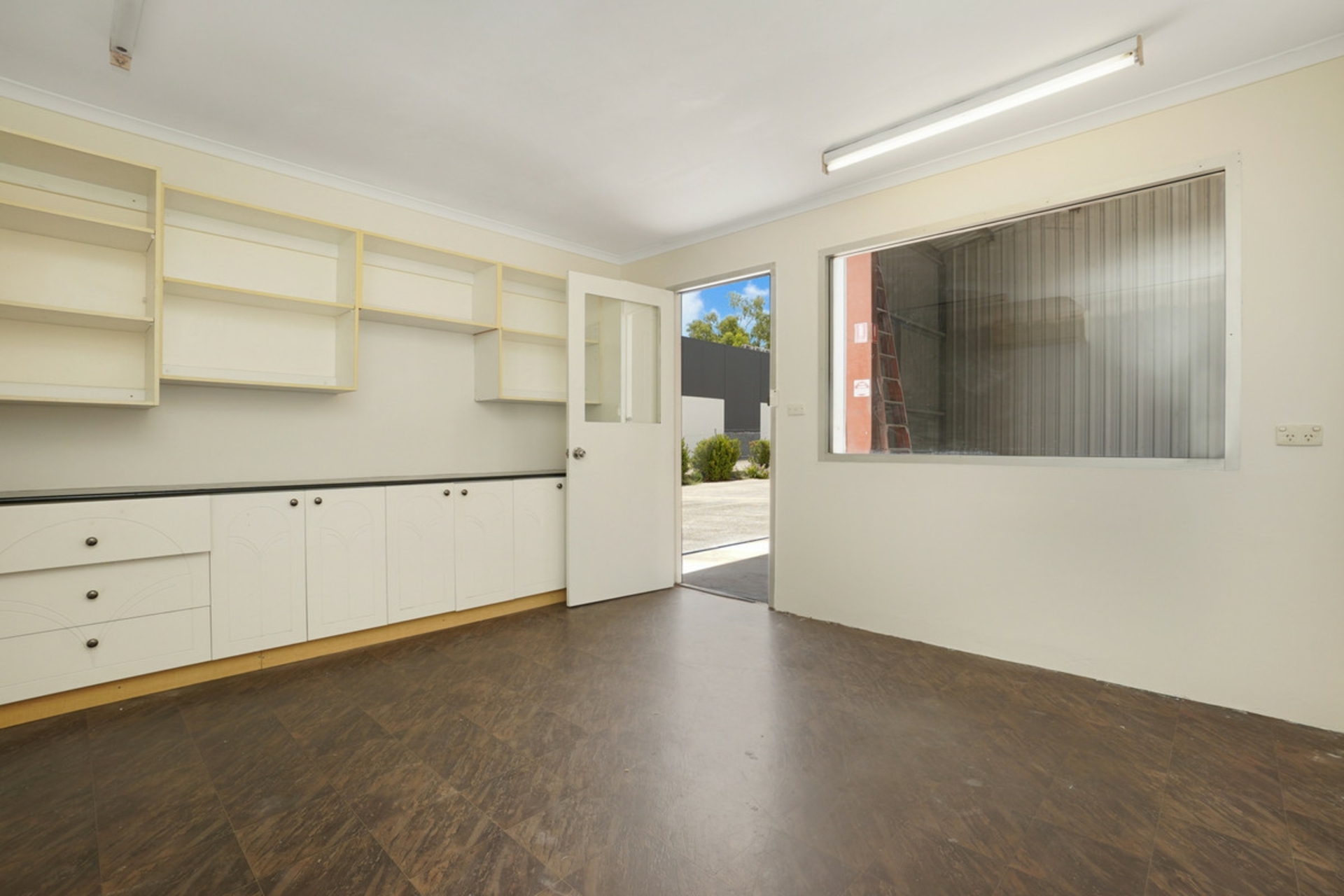 1 & 2/76 Winnellie Road, WINNELLIE