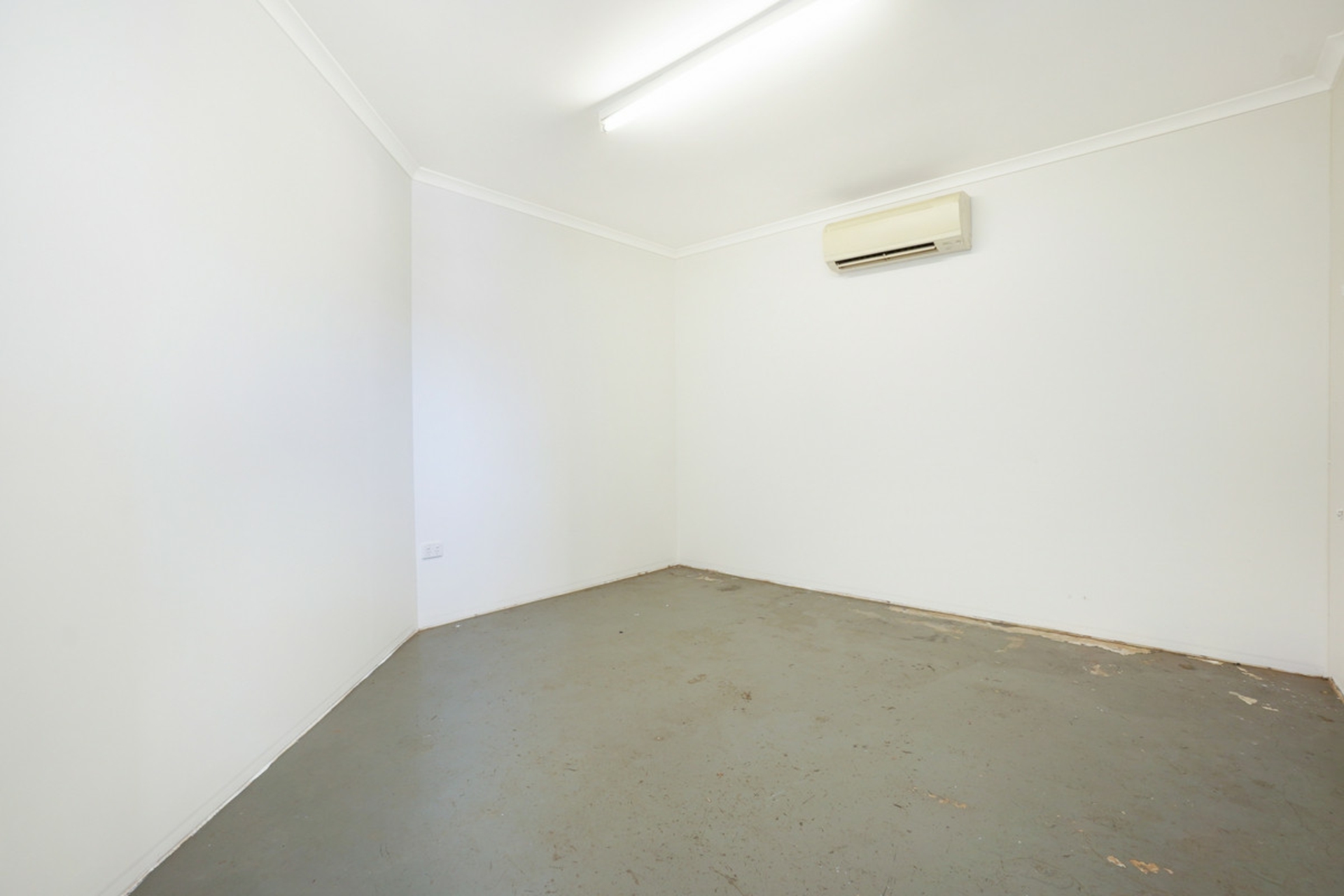1 & 2/76 Winnellie Road, WINNELLIE