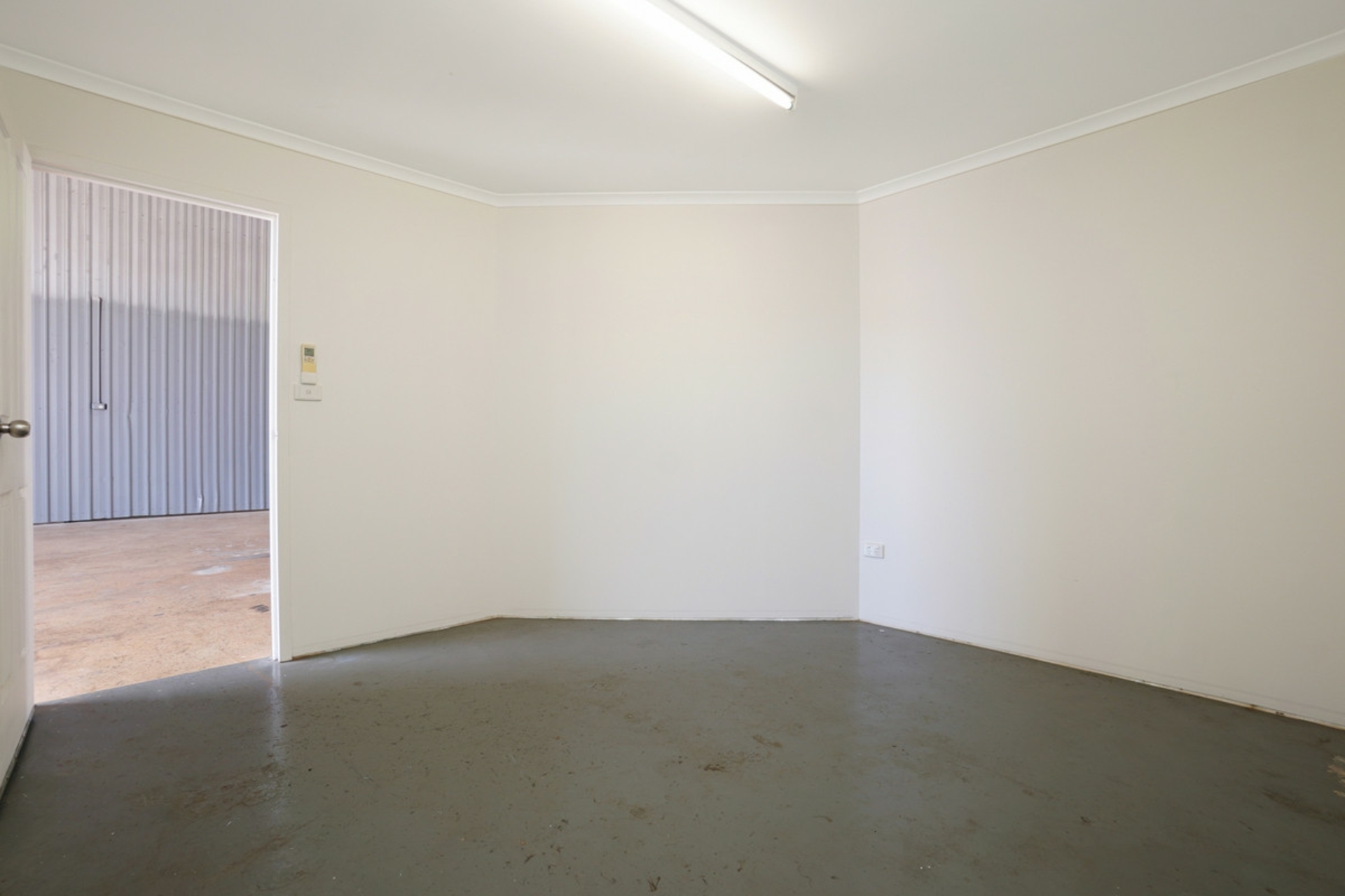 1 & 2/76 Winnellie Road, WINNELLIE