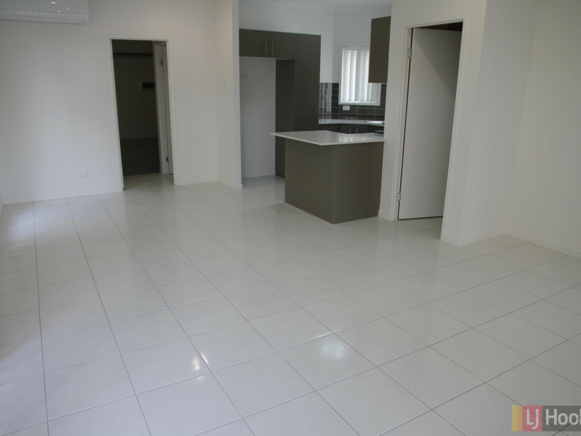 1/27 Tilley Street, REDCLIFFE
