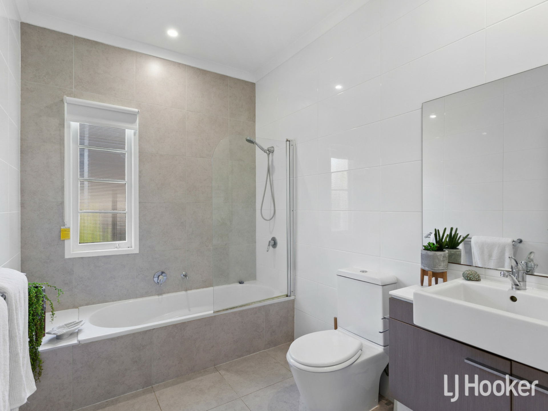 24 Baldwin Street, REDCLIFFE
