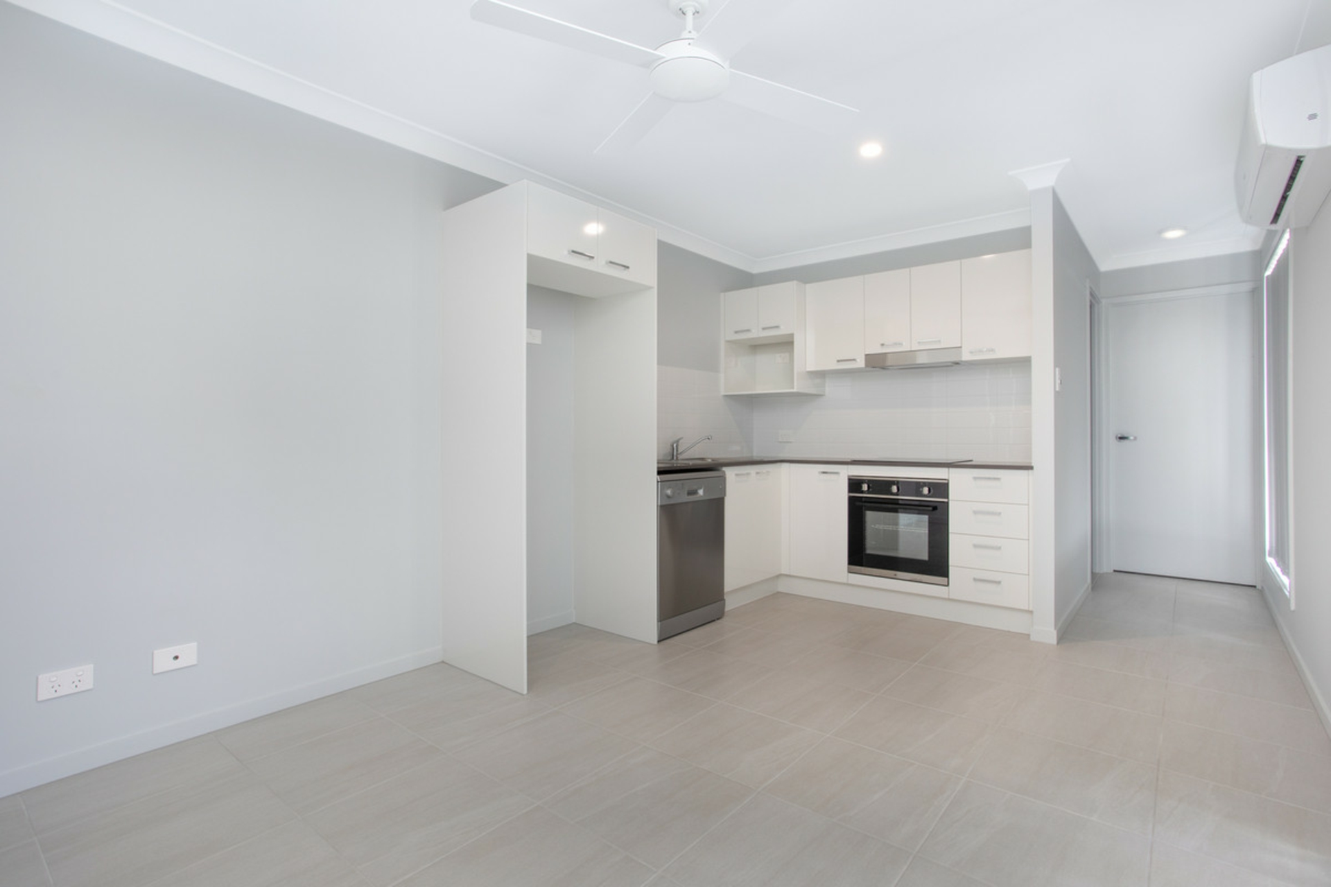 2/5 Woodlands Avenue, PETRIE