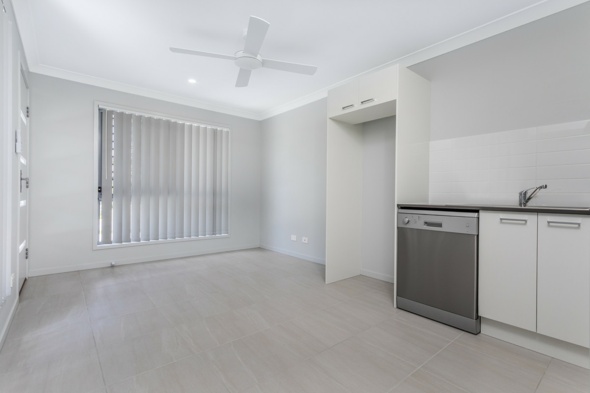 2/5 Woodlands Avenue, PETRIE