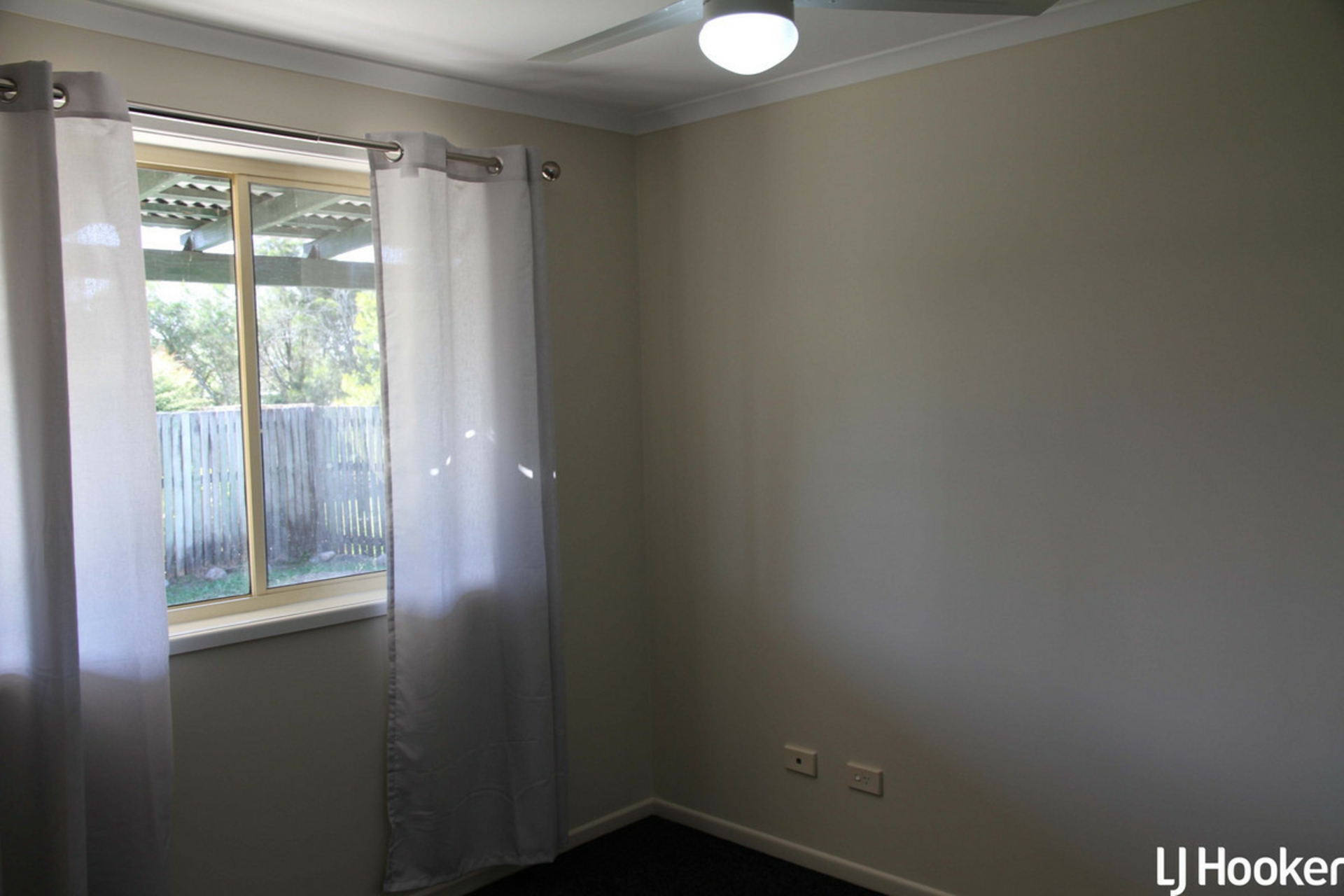 33 Zammit Street, DECEPTION BAY