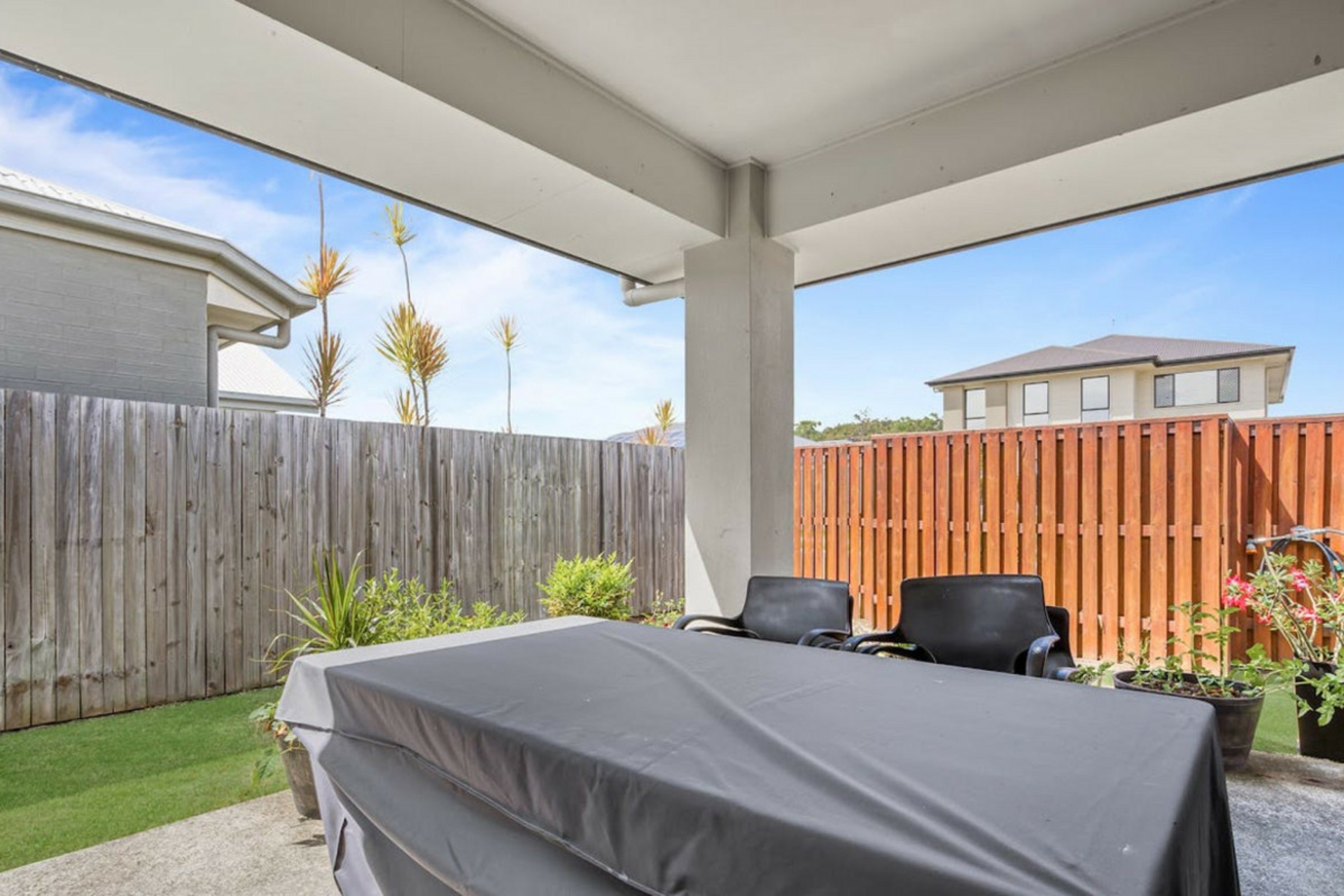 16 Lindquist Crescent, BURPENGARY EAST