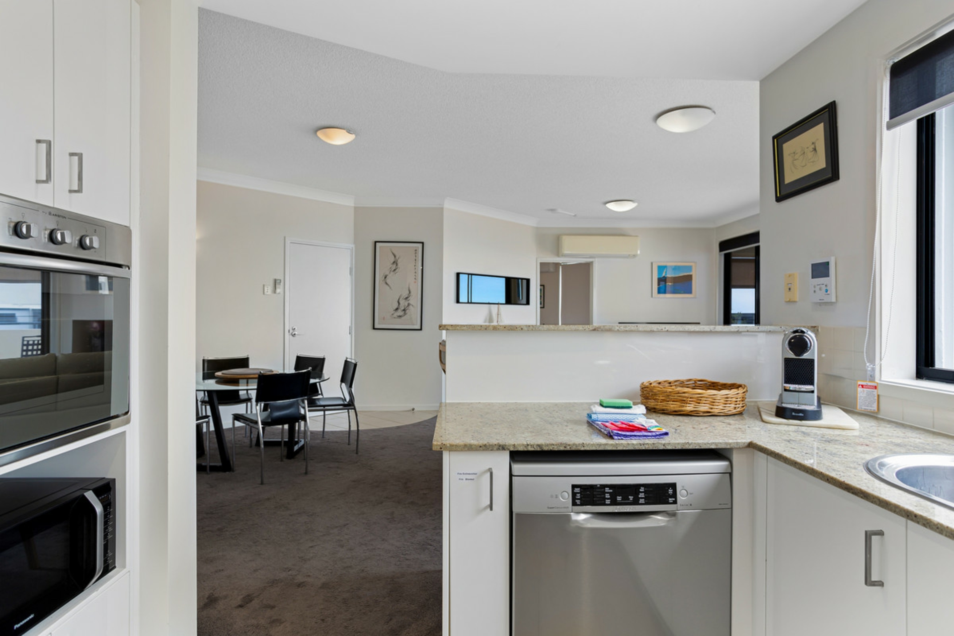 15/3 Rock Street, SCARBOROUGH