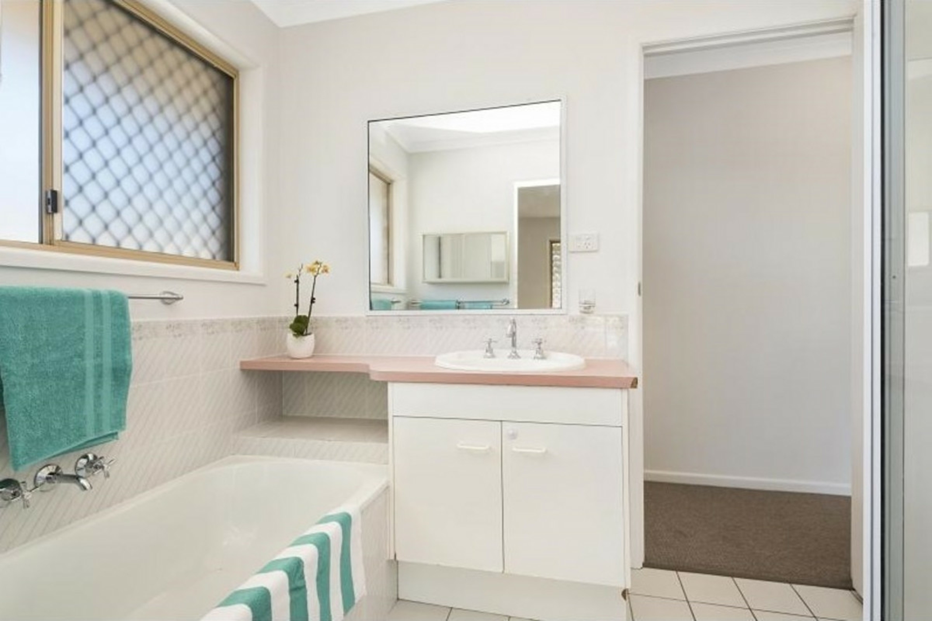 13 Cheshire Street, KIPPA-RING