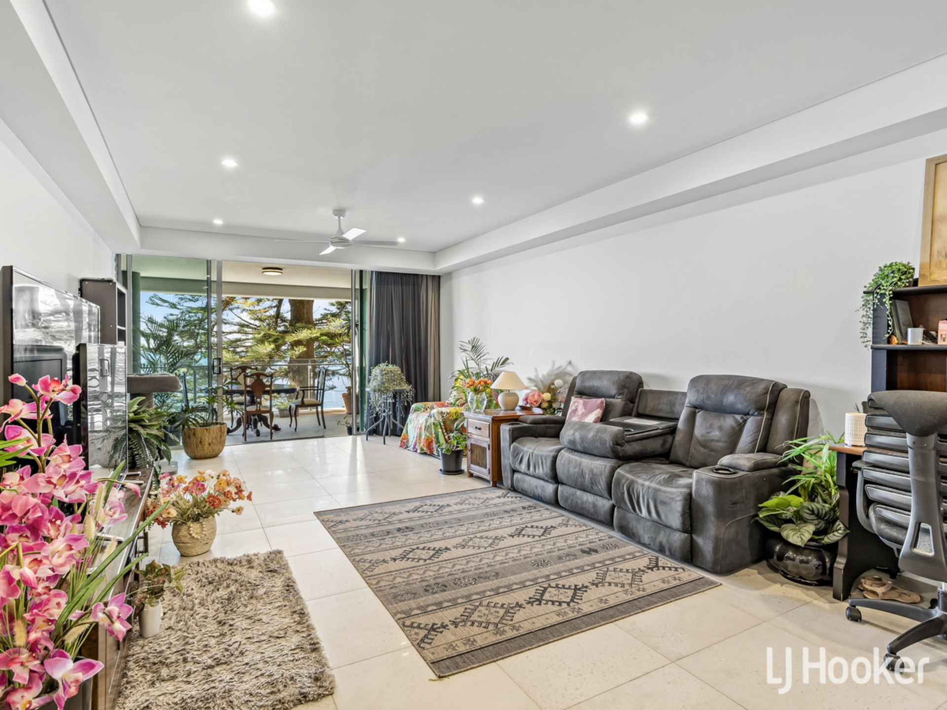 5/24 Prince Edward Parade, REDCLIFFE