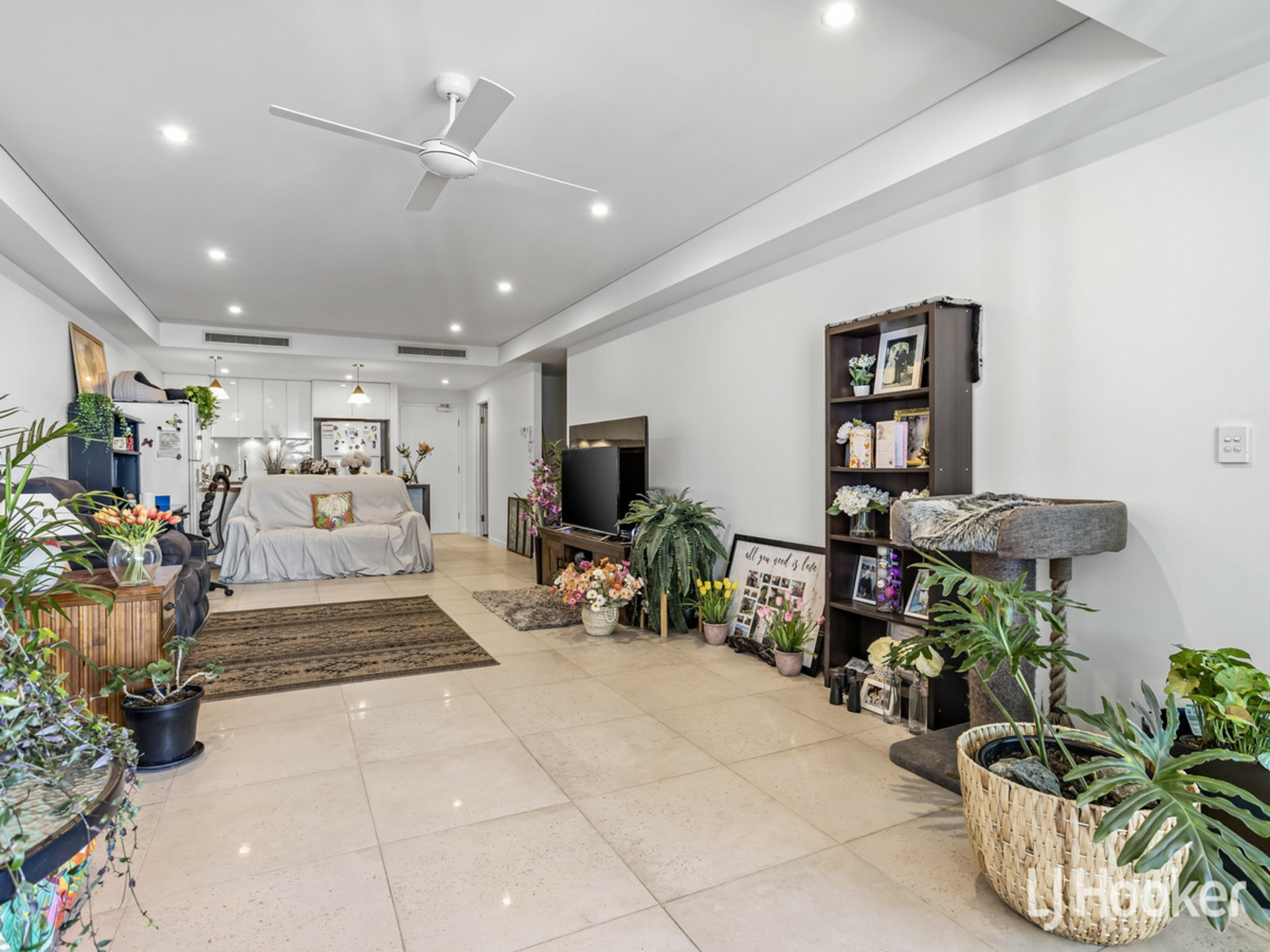 5/24 Prince Edward Parade, REDCLIFFE