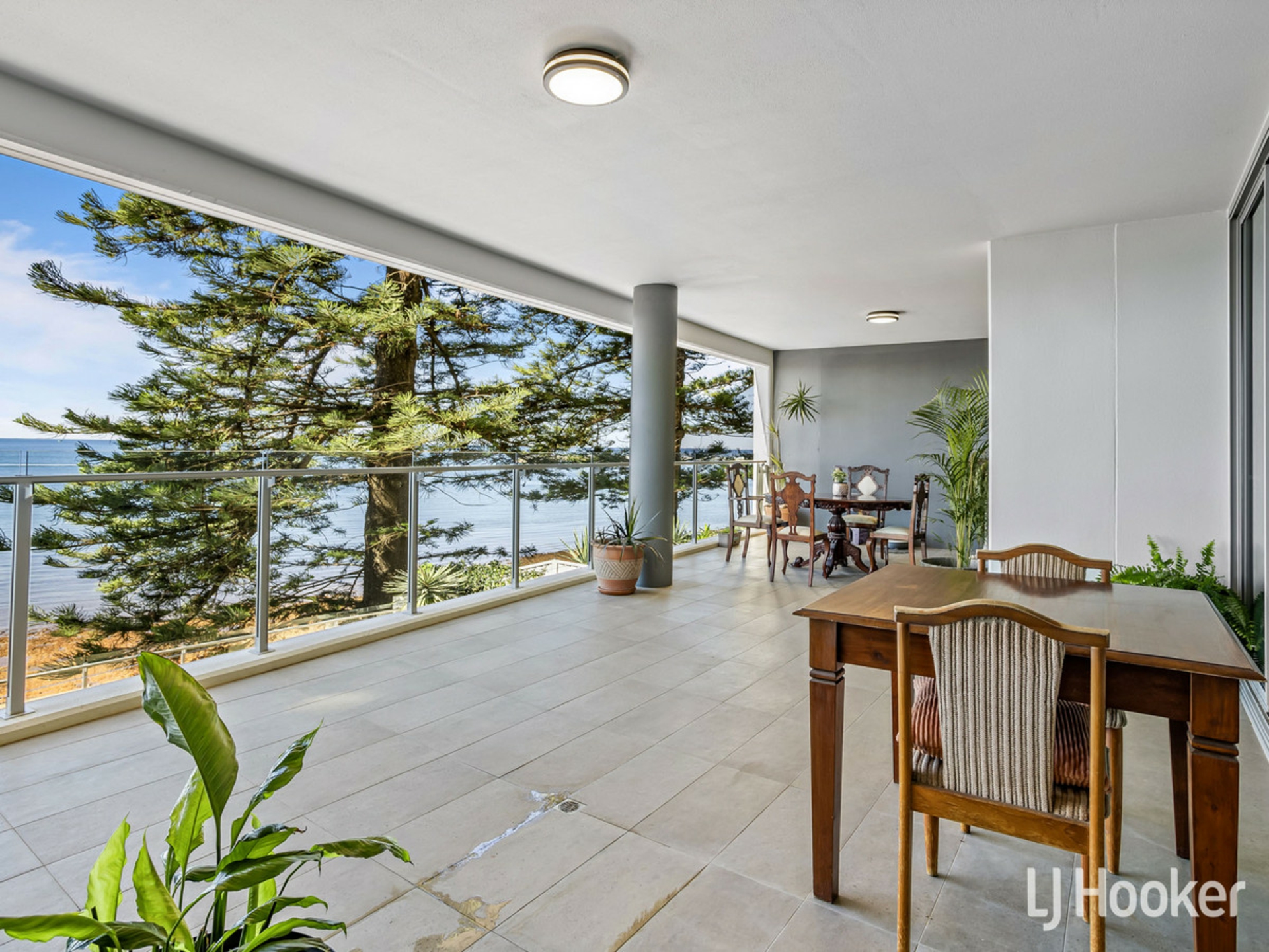5/24 Prince Edward Parade, REDCLIFFE
