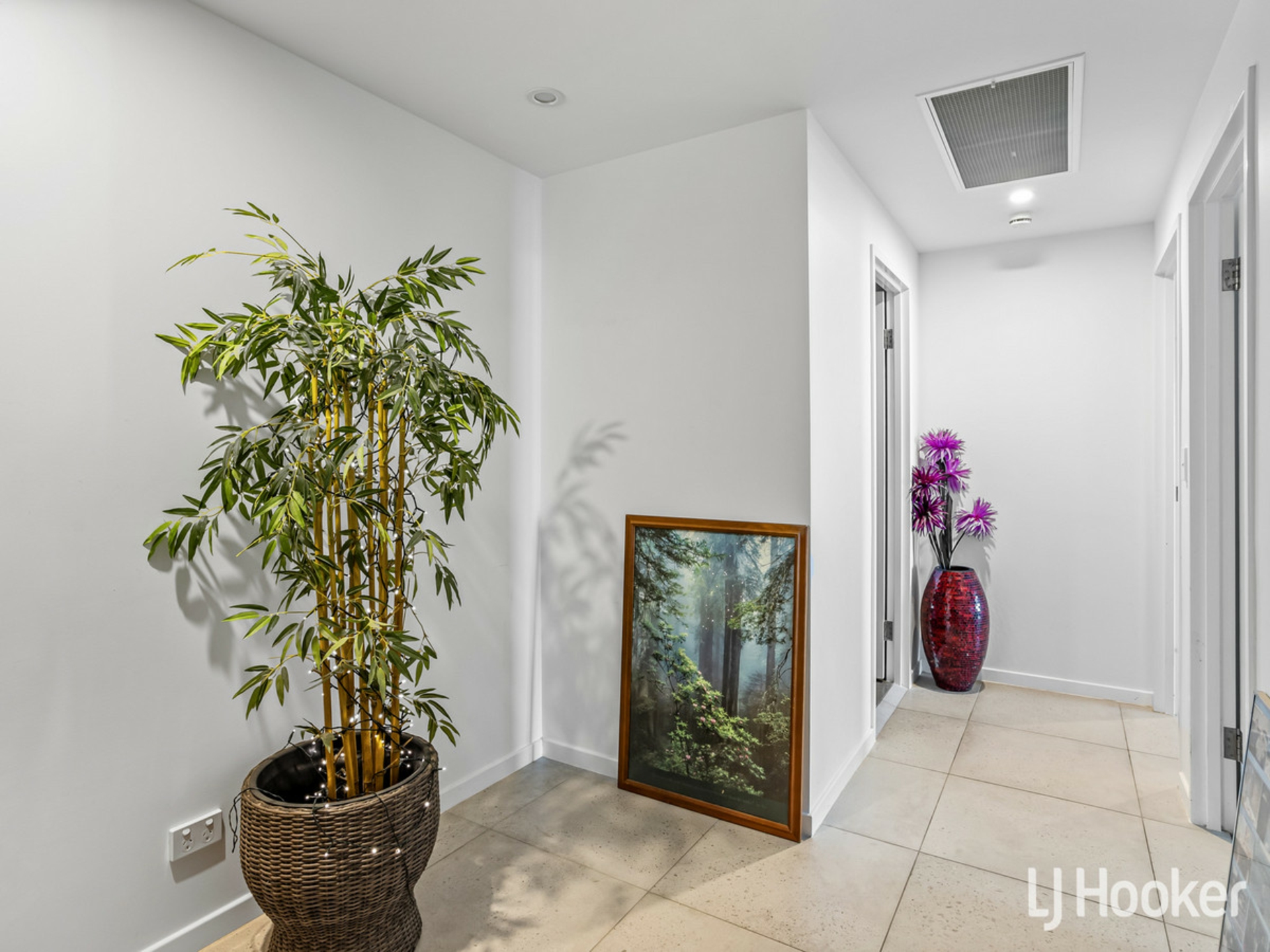 5/24 Prince Edward Parade, REDCLIFFE