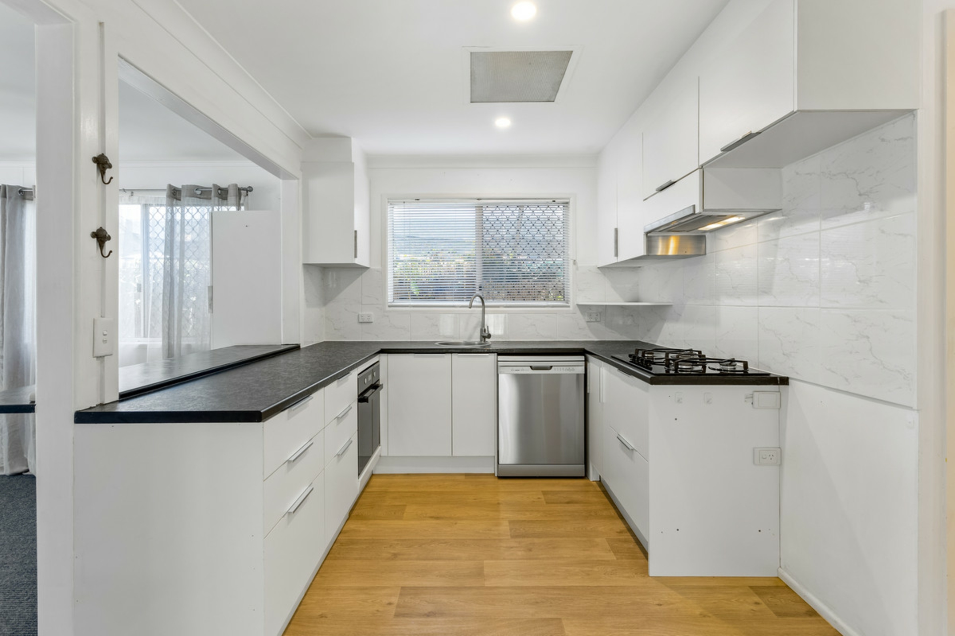 62 Beaufort Place, DECEPTION BAY