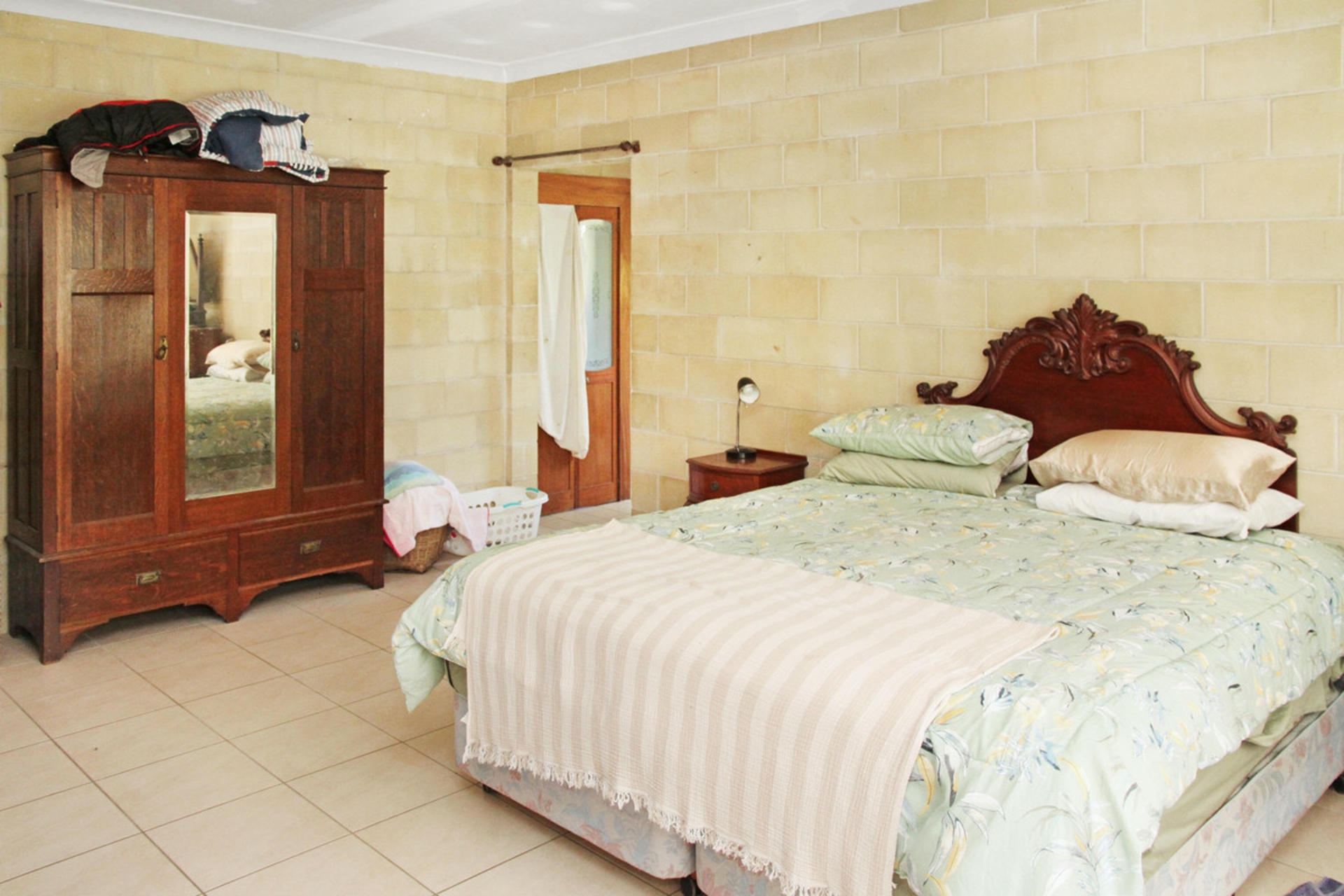 19 Warner Street, BULWER