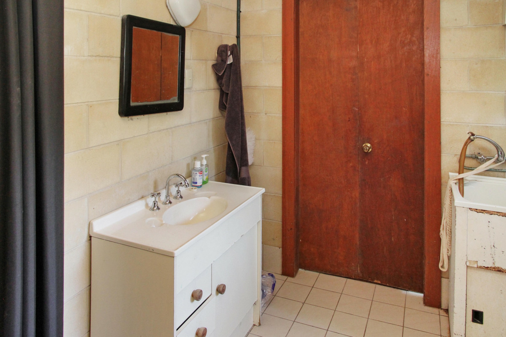 19 Warner Street, BULWER