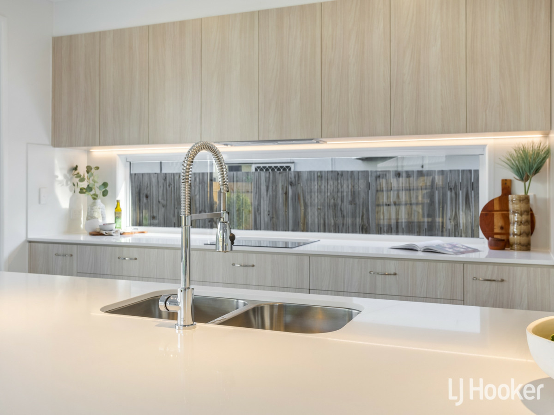 37 King Street — photo 10 of 22