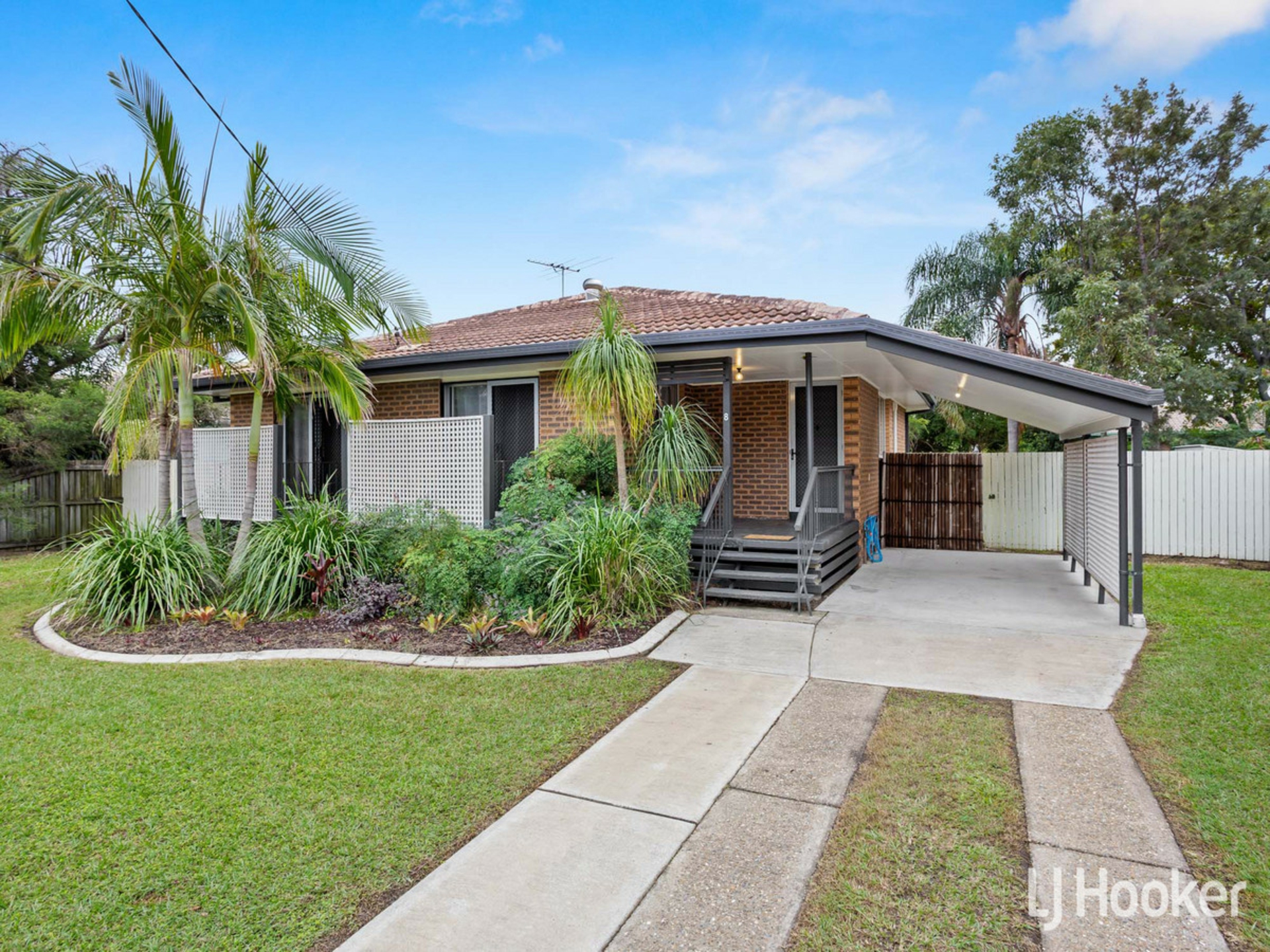 8 Hunter Street, Redcliffe