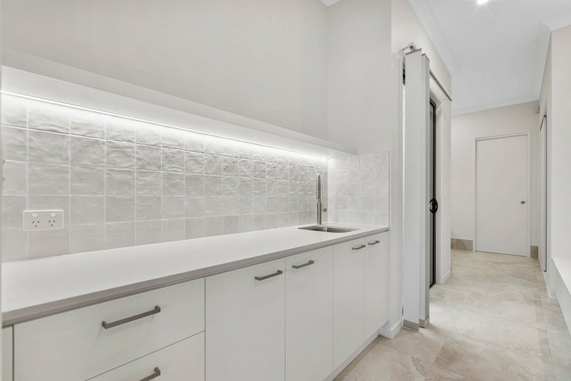 9 Osbourne Street — photo 4 of 28