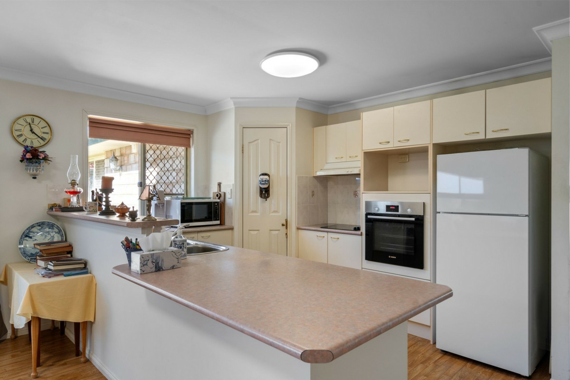 8 Emma Place, DECEPTION BAY