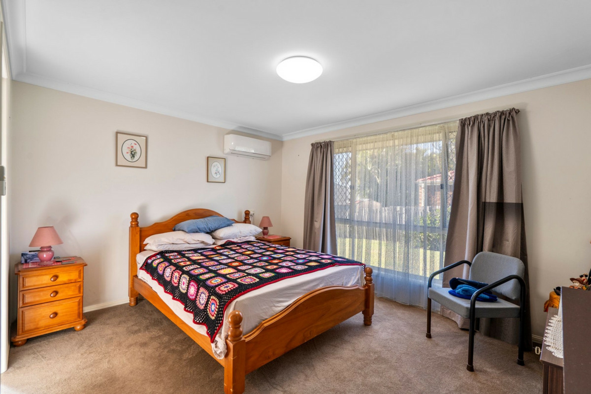8 Emma Place, DECEPTION BAY