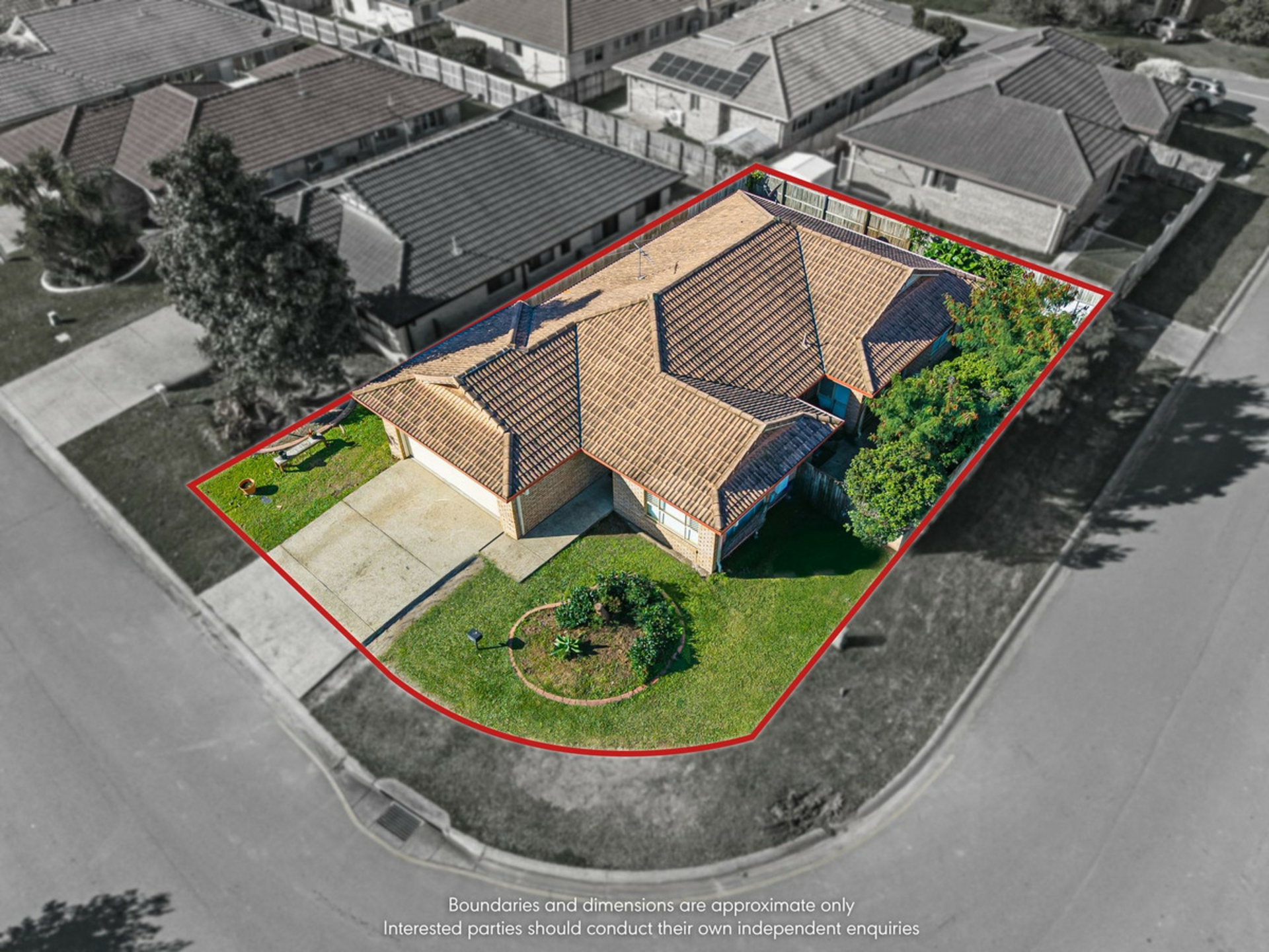 43 Fleet Drive — photo 2 of 21
